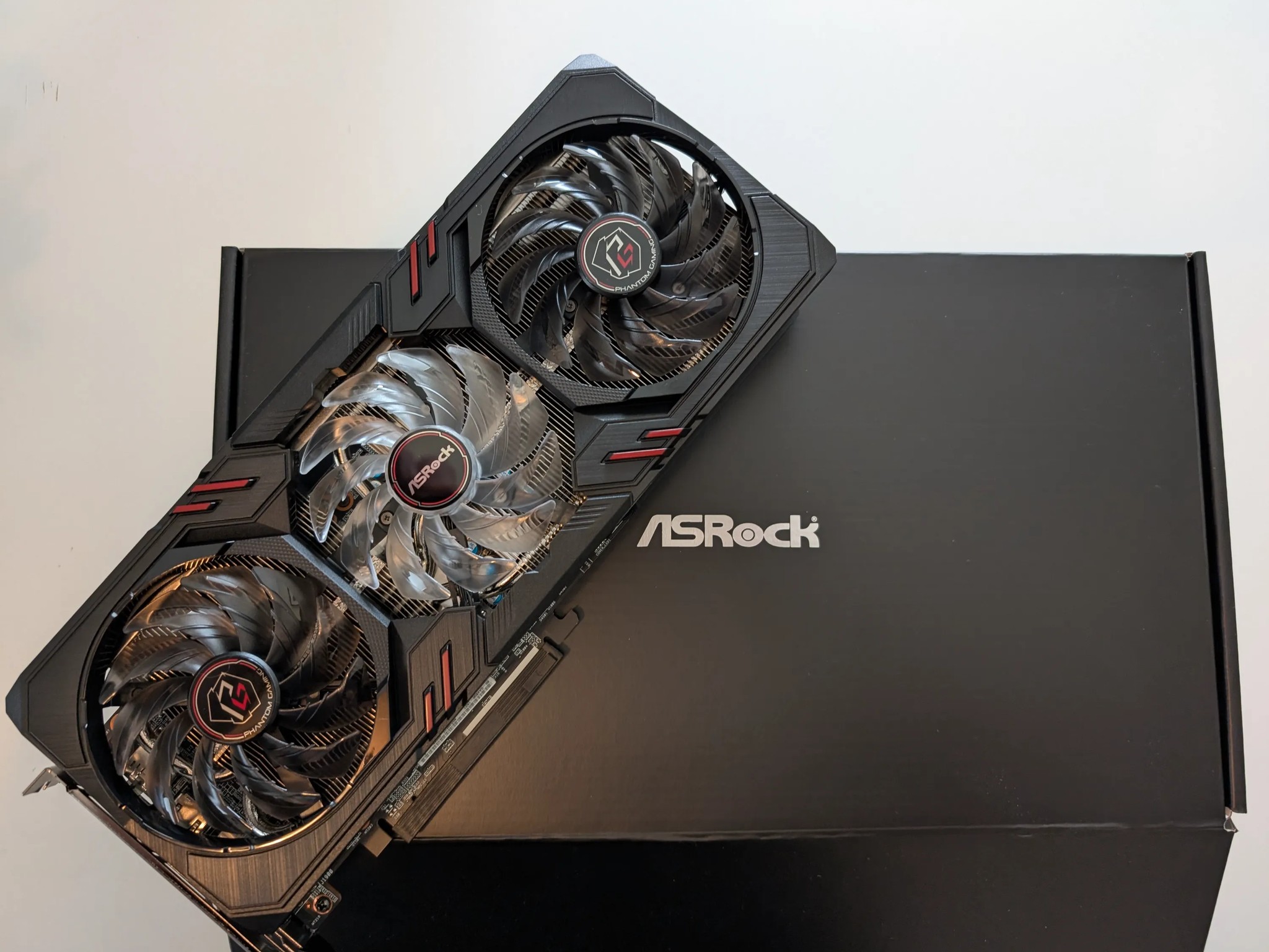 ASRock AMD RX 7600 8GB GPU Video Card - NIB