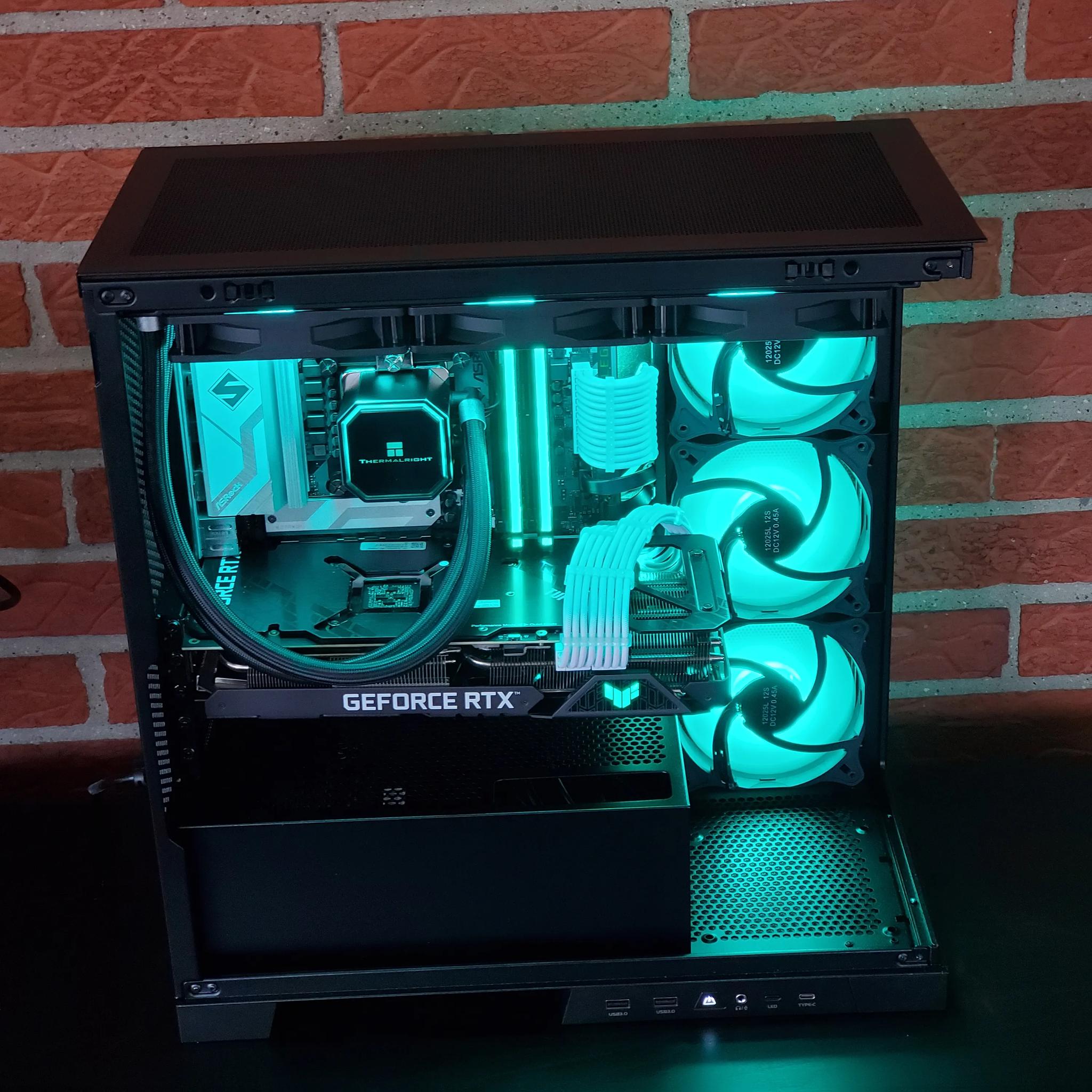 RTX 3070 Ti // i7 11700k // 360mm AIO // 16GB RAM // 1TB SSD