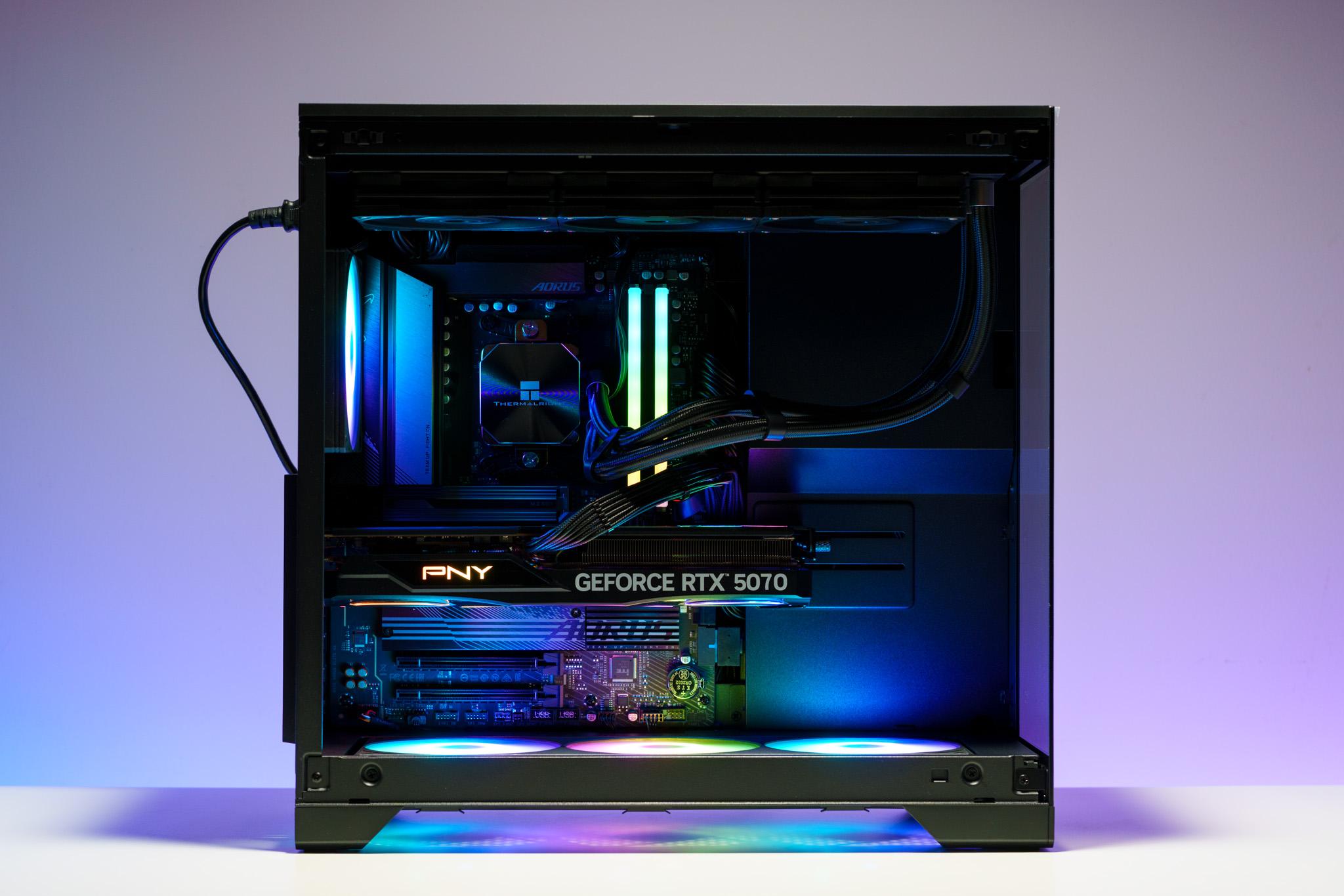 RTX 5070 + Ryzen 9 7900X Gaming PC | 32GB DDR5-6000 CL30 | 1TB Gen4 | 360mm AIO | 750W Gold