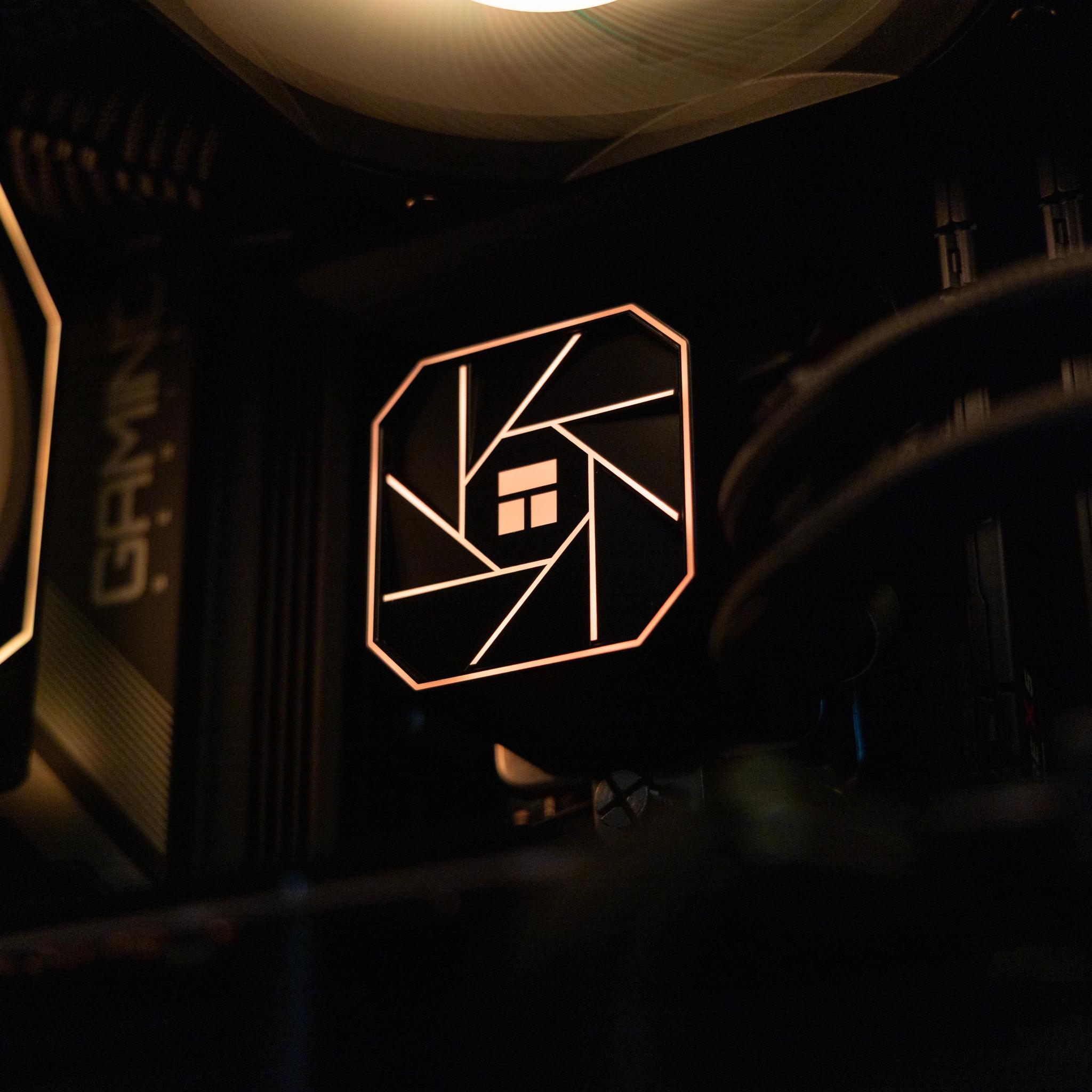 🤖 Cyclone 2.0 🤖 RTX 5070 / AMD R7 9700X / 2TB NVME / 32GB DDR5 RAM / 240 AIO / Windows 11 Pro
