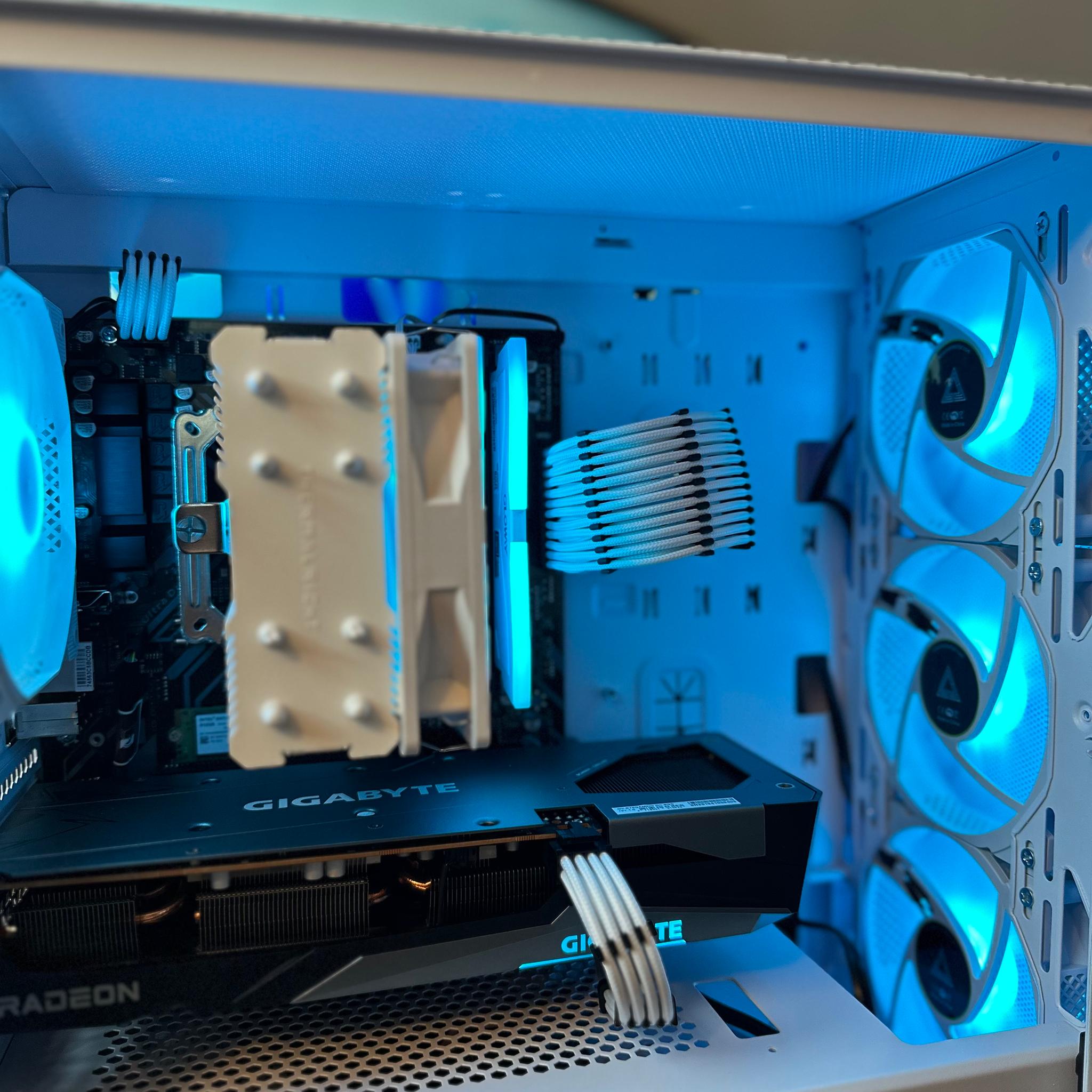 ❄️1080 Crusher❄️ Ryzen 5 3600 | RX 7600 | 16GB 3200Mhz DDR4 | 512GB SSD | 2TB HDD