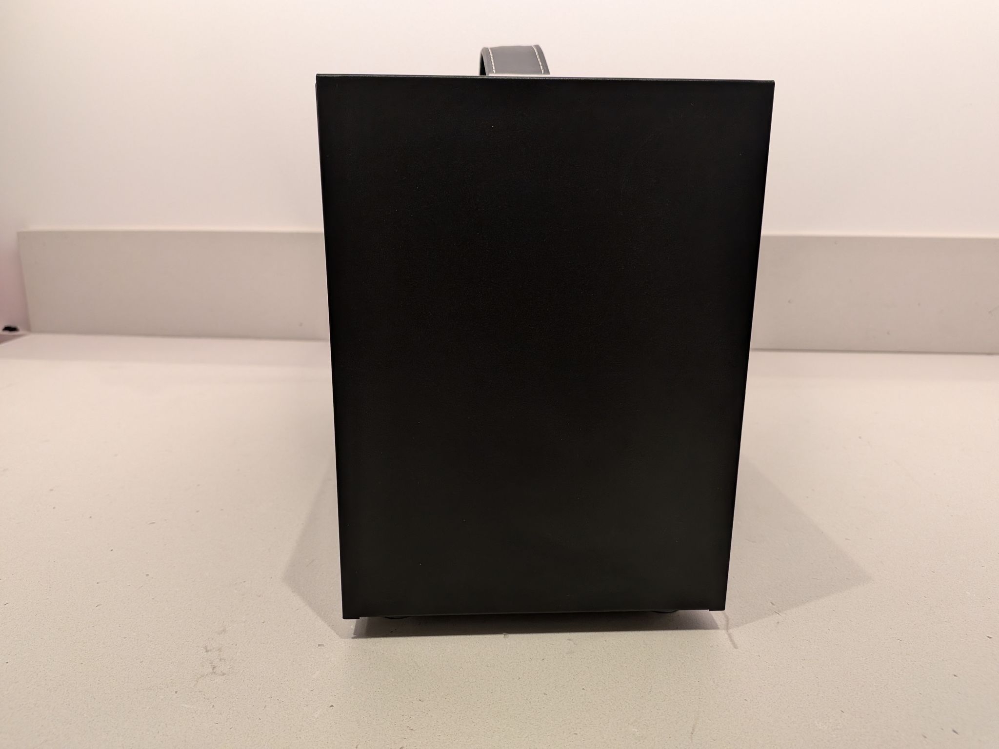 4K Lunchbox - RX 9070, Intel Core i7 14700K, 2 TB Gen 4 NVME, 32 GB DDR5 RAM, Noctua Chromax Cooled