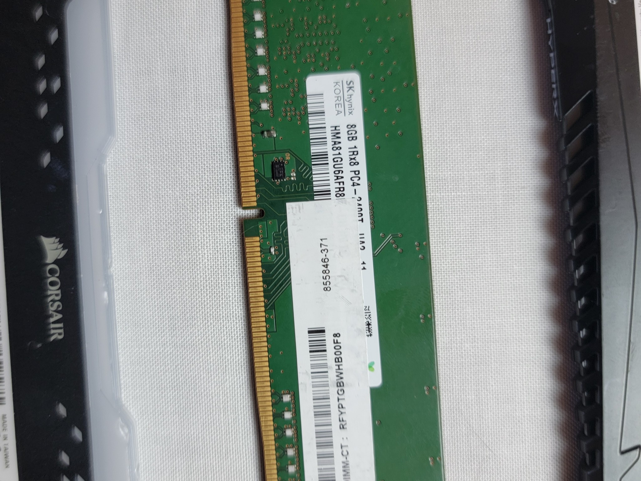 LOT OF (4) DDr4 32gb RAM (FOR PARTS)