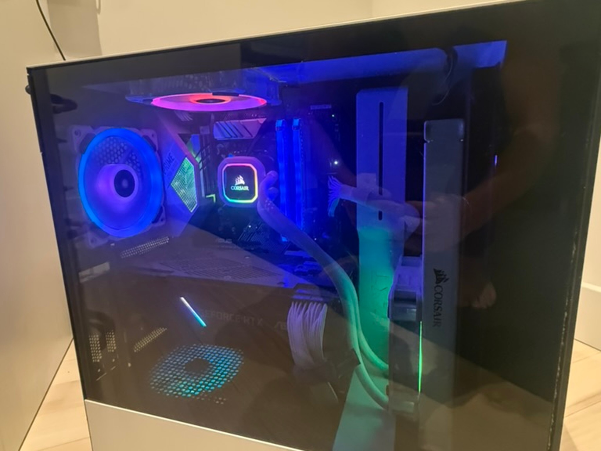 ASUS GeForce RTX 2070 Overclocked / Intel Core i9-9900K / Corsair RGB Gaming PC