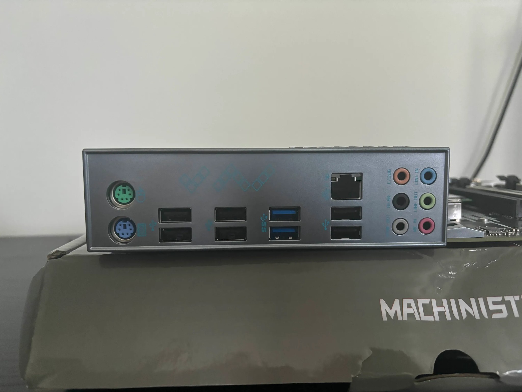Machinist X99, i7-6900k, 16GB RAM, 256GB NVMe