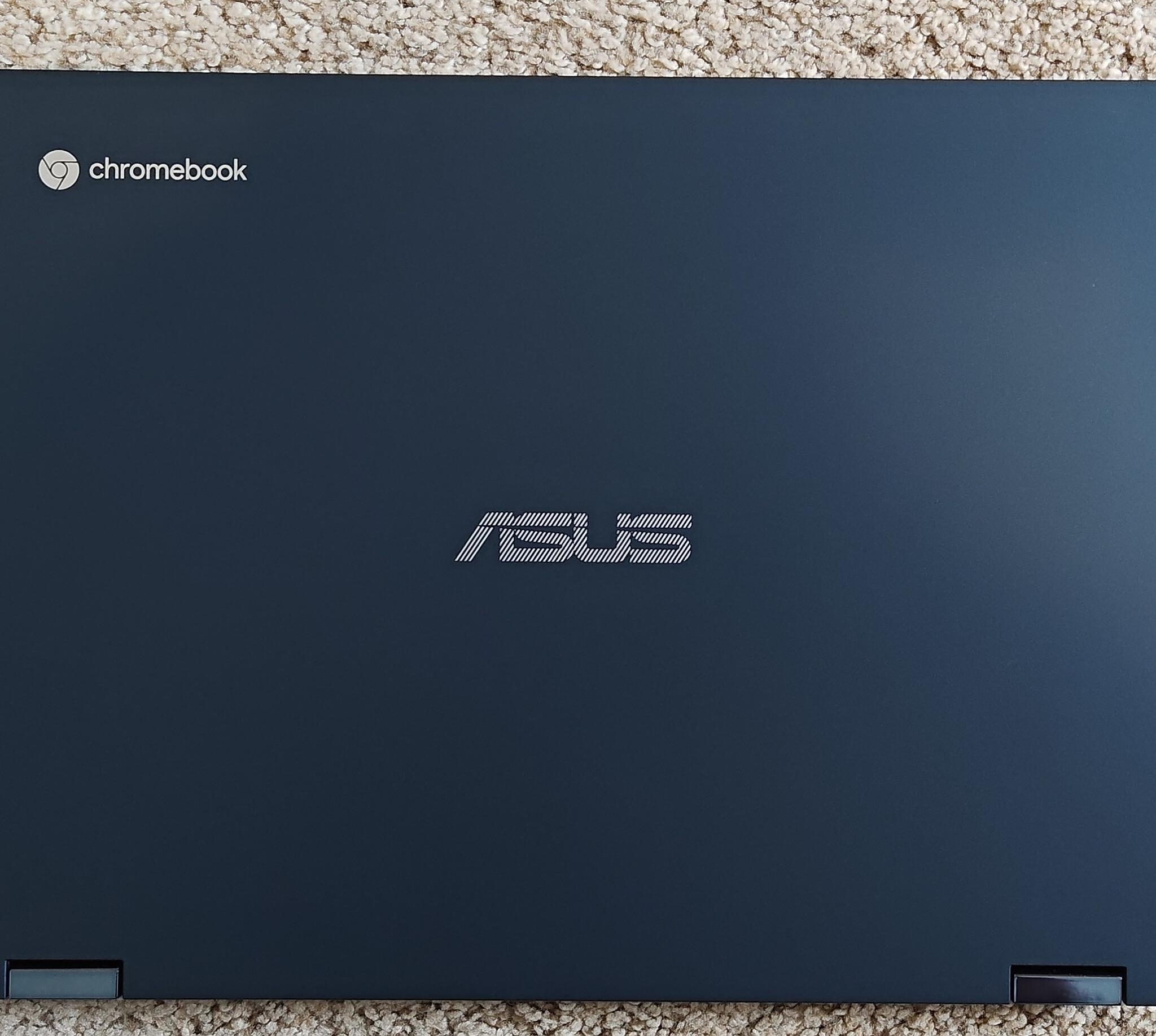 ASUS 14" 2-in-1 Chromebook - AMD Ryzen 3 7320C - 8GB RAM - 128GB SSD - LIKE NEW + FREE SHIPPING!
