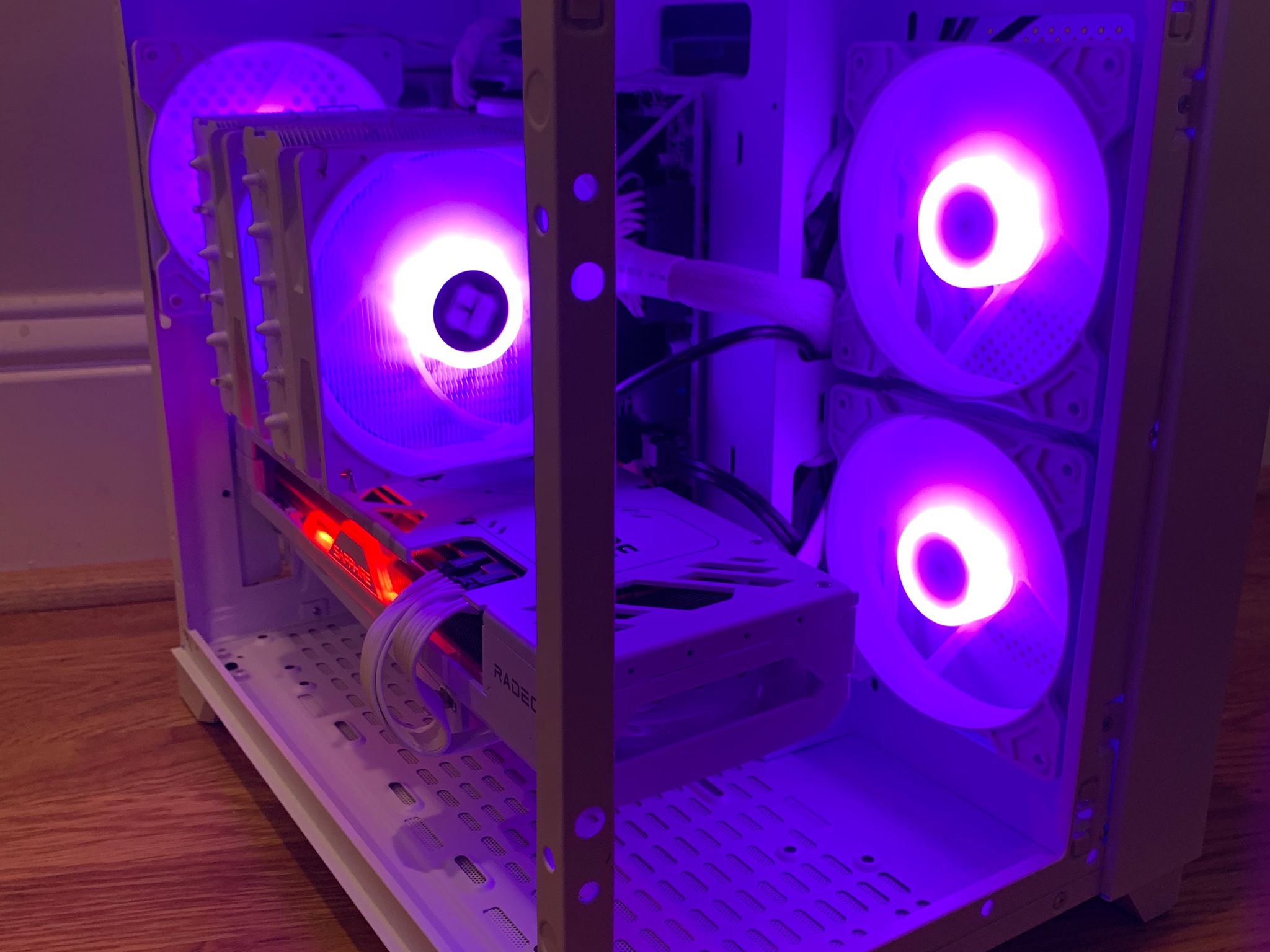 NEW RX 7700 XT i5 12600KF 32GB DDR5 1440p GAME/STREAMING PC 1000GB SSD WHITE ARGB WINDOWS 10 CUSTOM