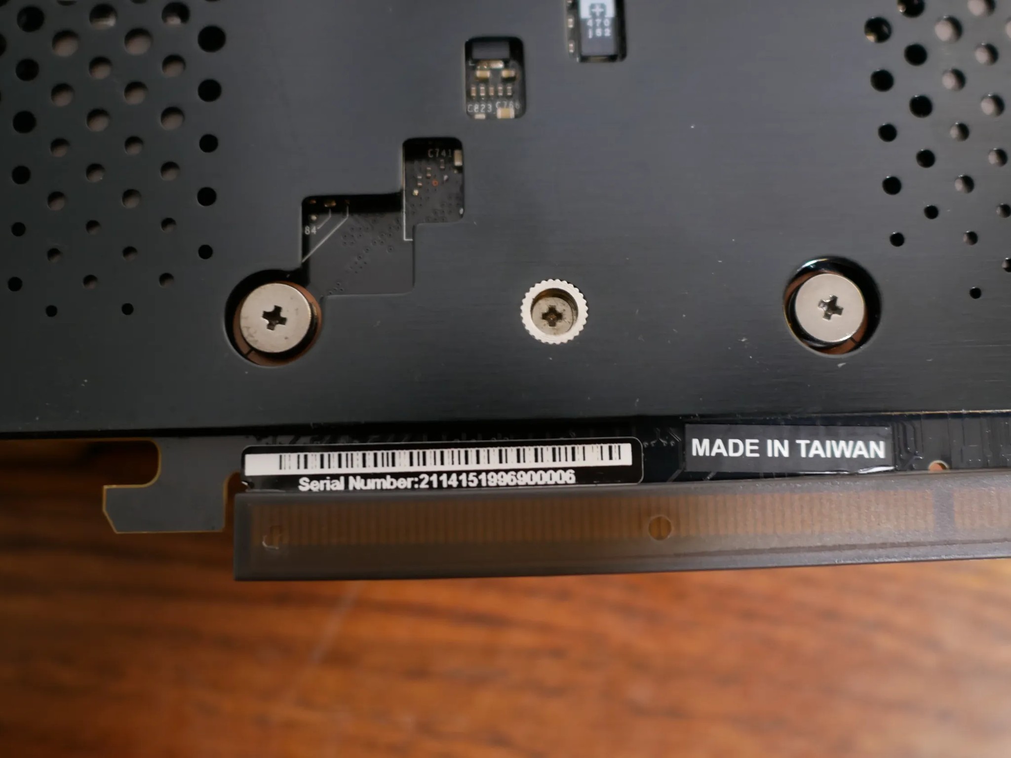 EVGA GeForce GTX 980 Ti HYBRID GAMING 06G-P4-1996-RX