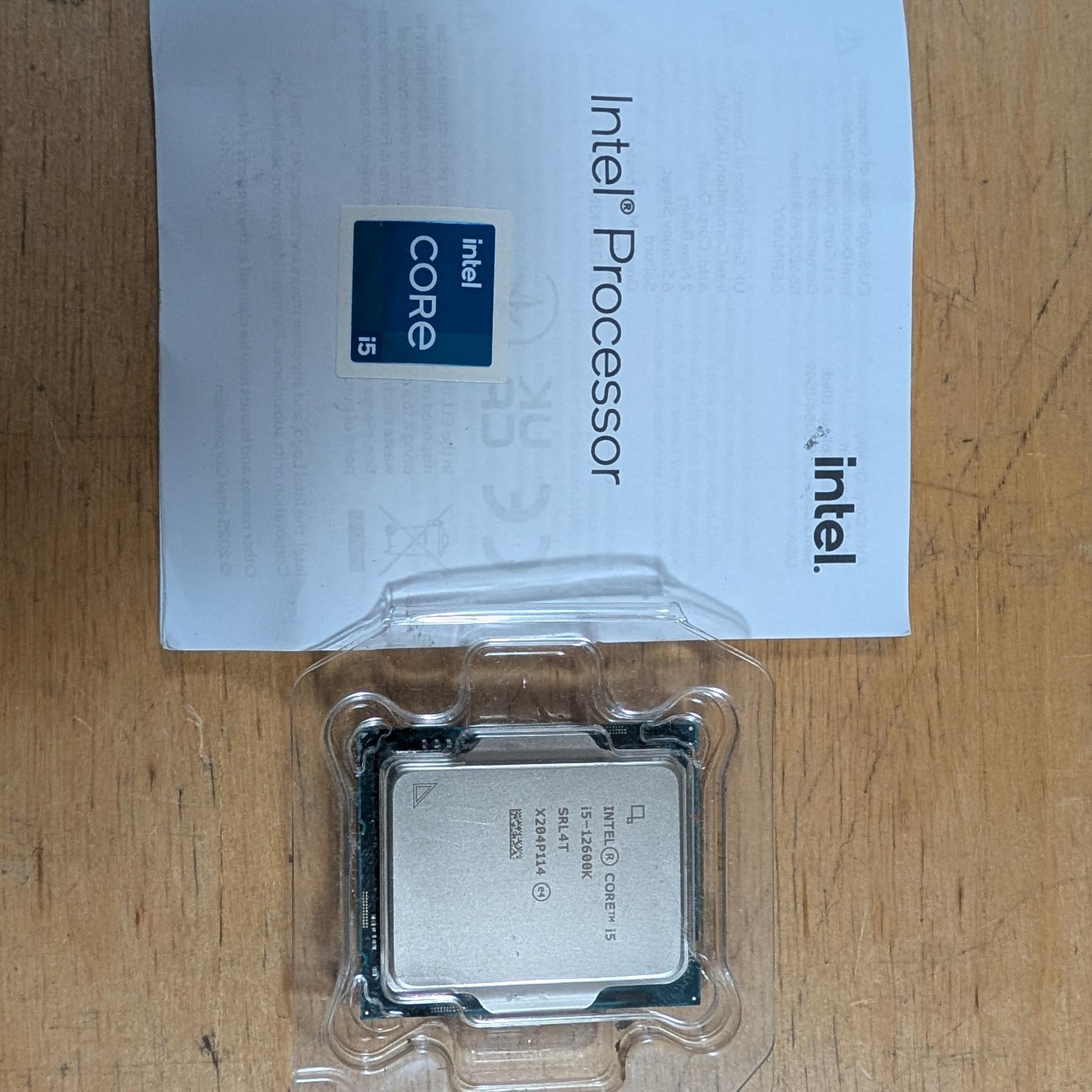 Intel Core i5-12600K