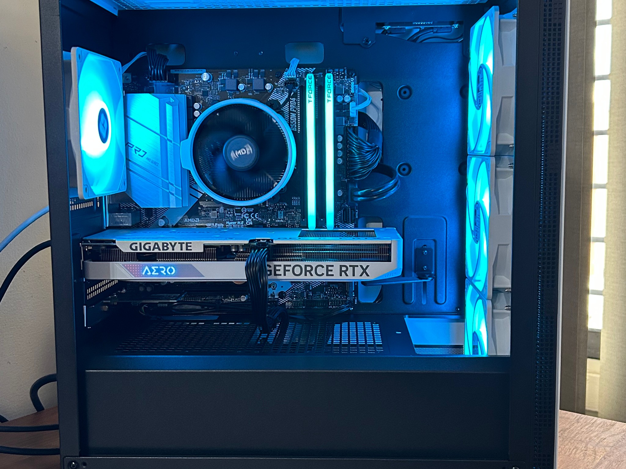 RTX 4060 | Ryzen 5 5500 | 1TB SSD | The Mid-Range Beast V11