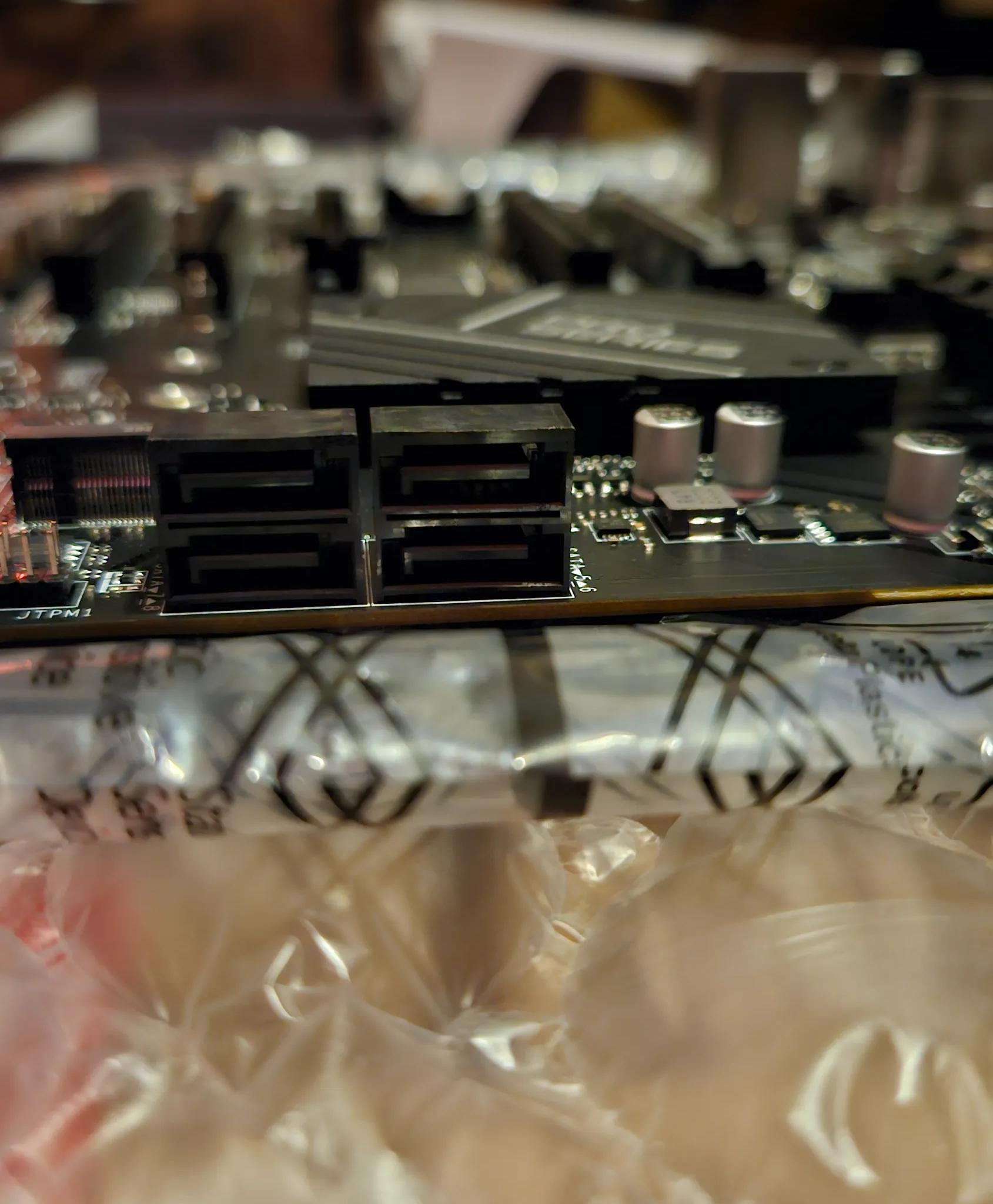 MSI Pro Series B760-VC WIFI DDR5