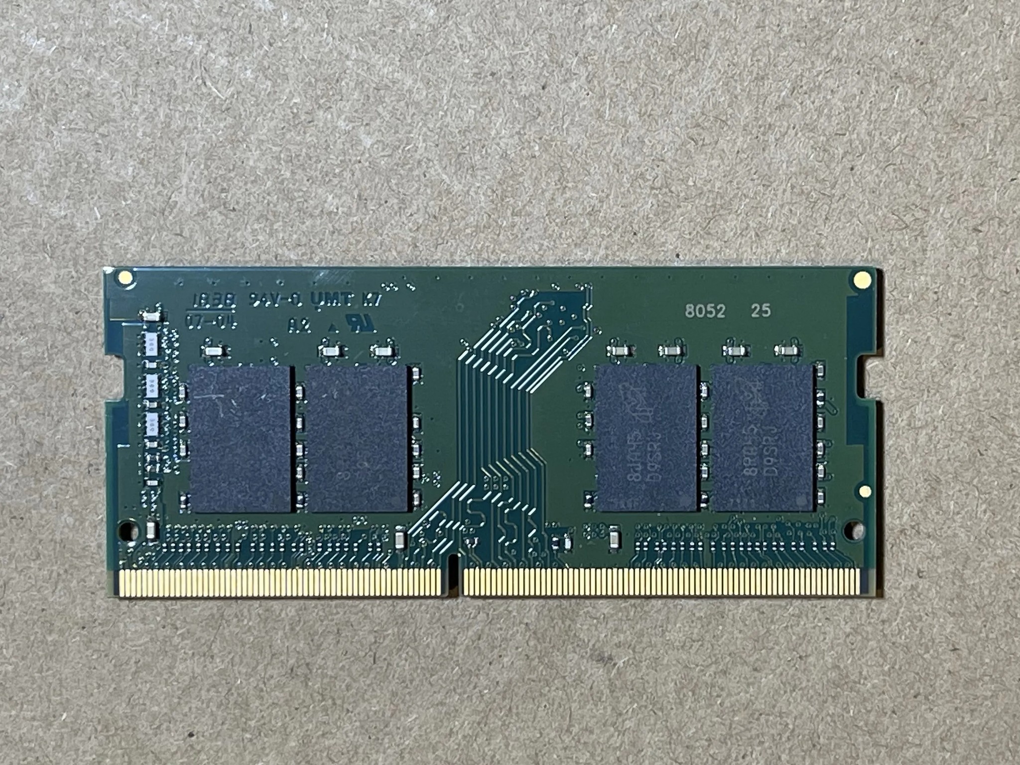 Kingston (KVR24S17S8/8) 8GB 2400Mhz DDR4 Non-ECC CL17 SODIMM