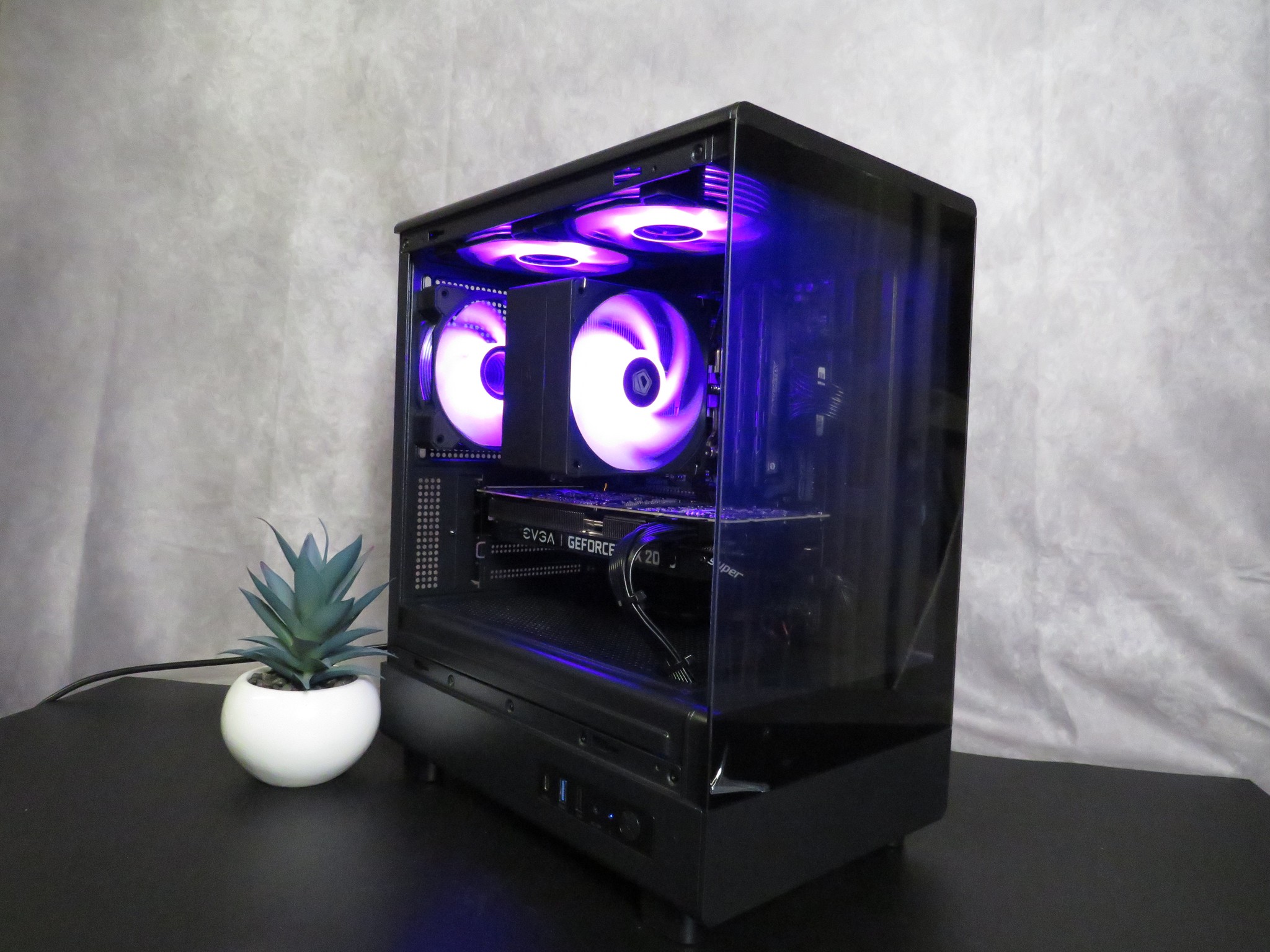 Great Mid-Range Gamer: Ryzen 5 3600 + RTX 2070 Super + 16 GB DDR4 + 1 TB NVME SSD