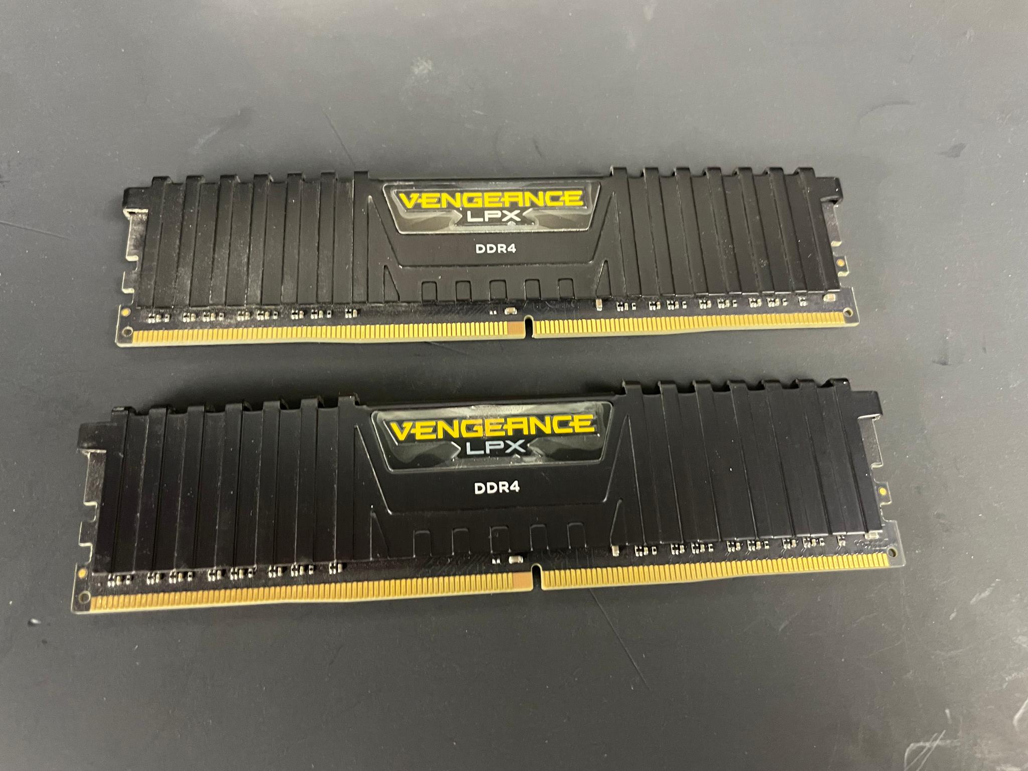 Corsair Vengeance 16GB CL16 DDR4 2x8GB 2400MHZ RAM Kit | Free Shipping