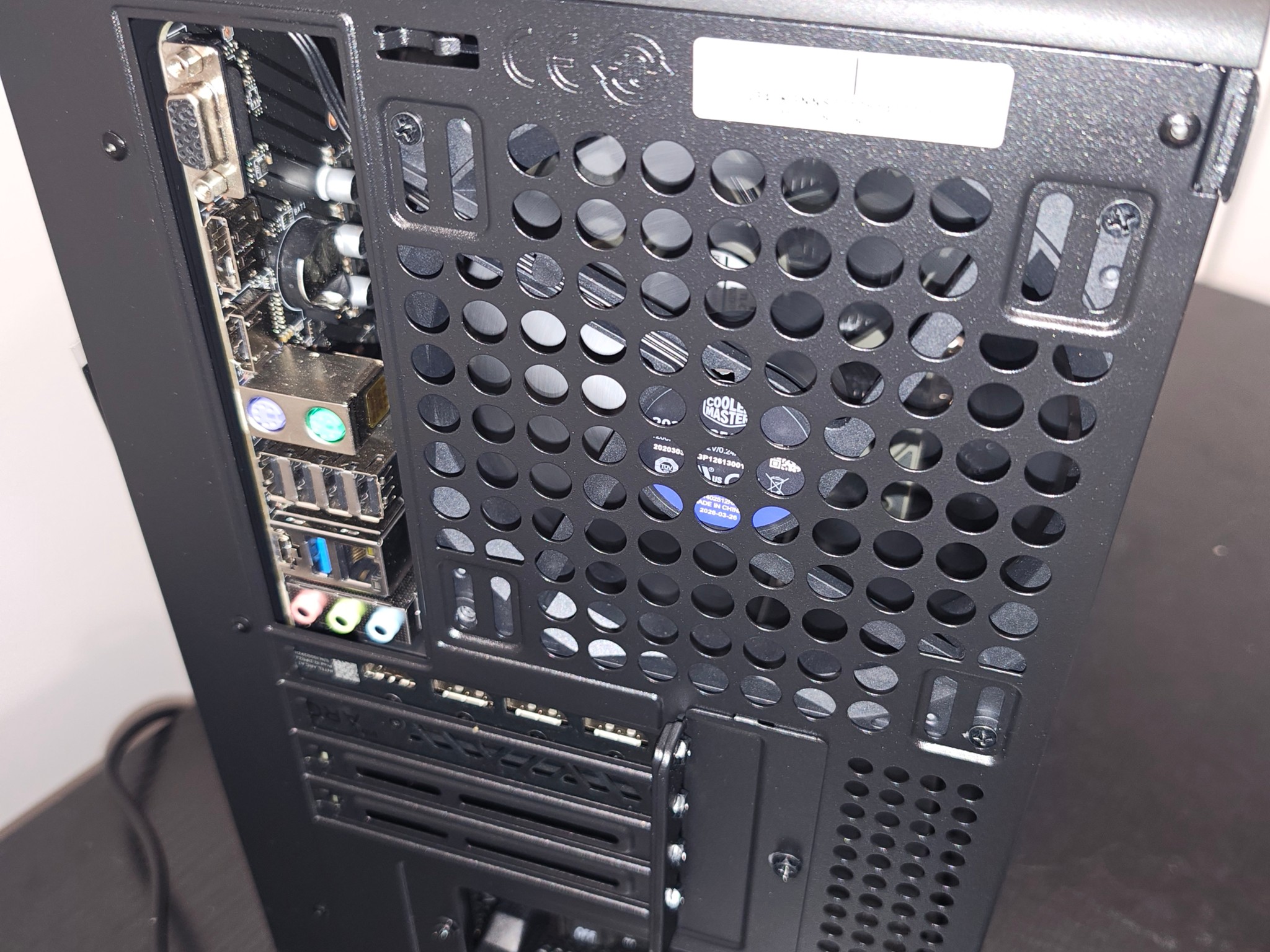 THE BLUE CUBE, fantastic value 1440P gaming pc equipped with FRAME GEN