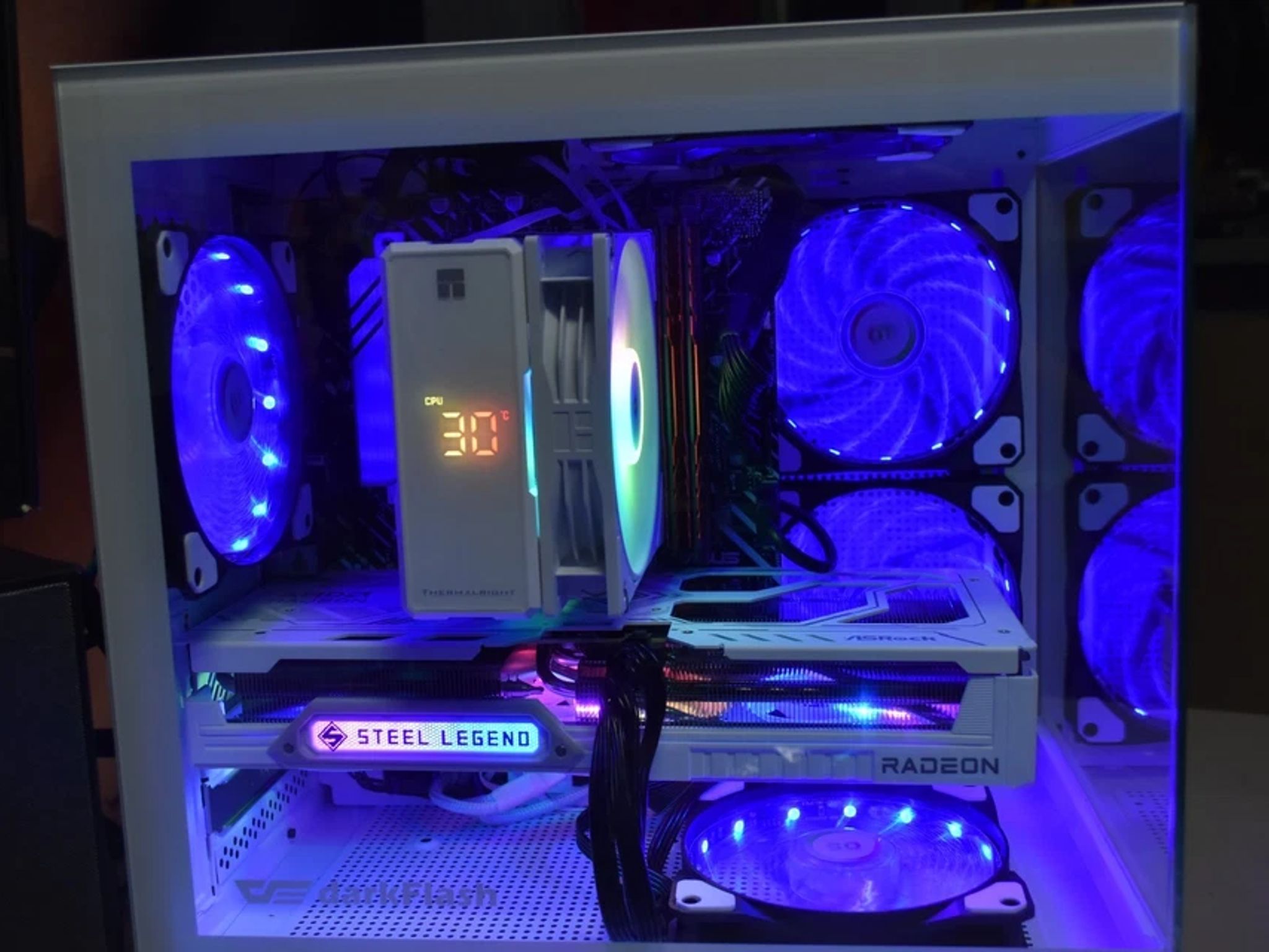 Gaming PC Intel I 5- 12500 Ram 16GB GPU RX9060 8 GB Steel Legends  1 TB + extras