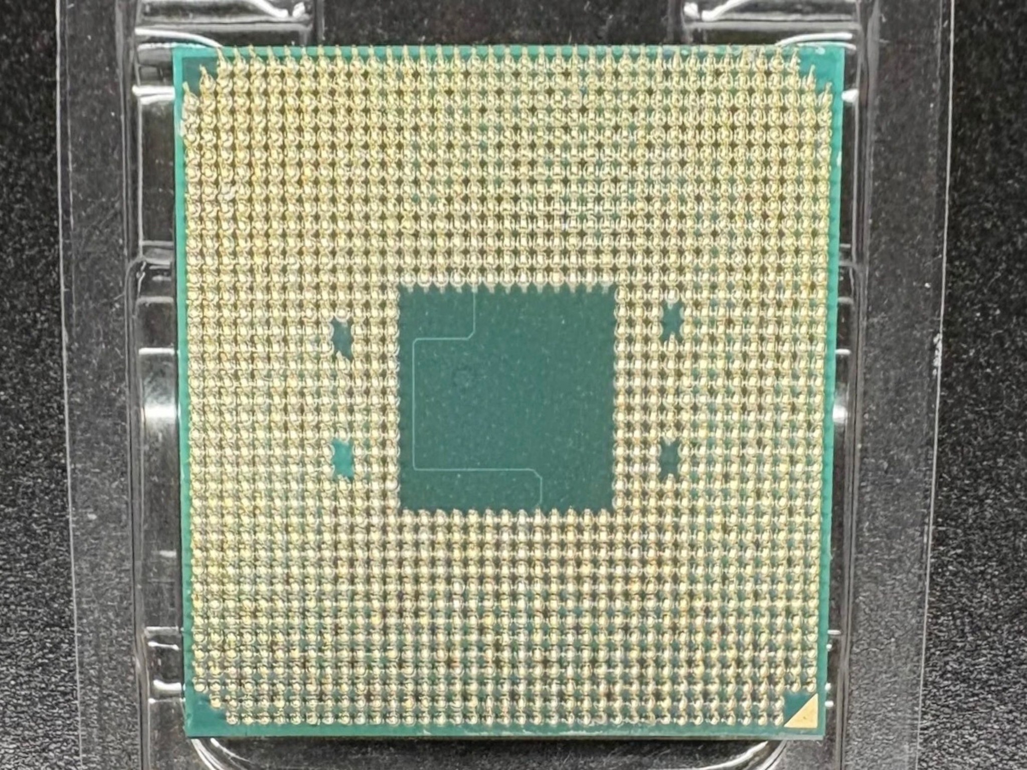 Ryzen 5 3400G | 4 Cores | 8 Threads