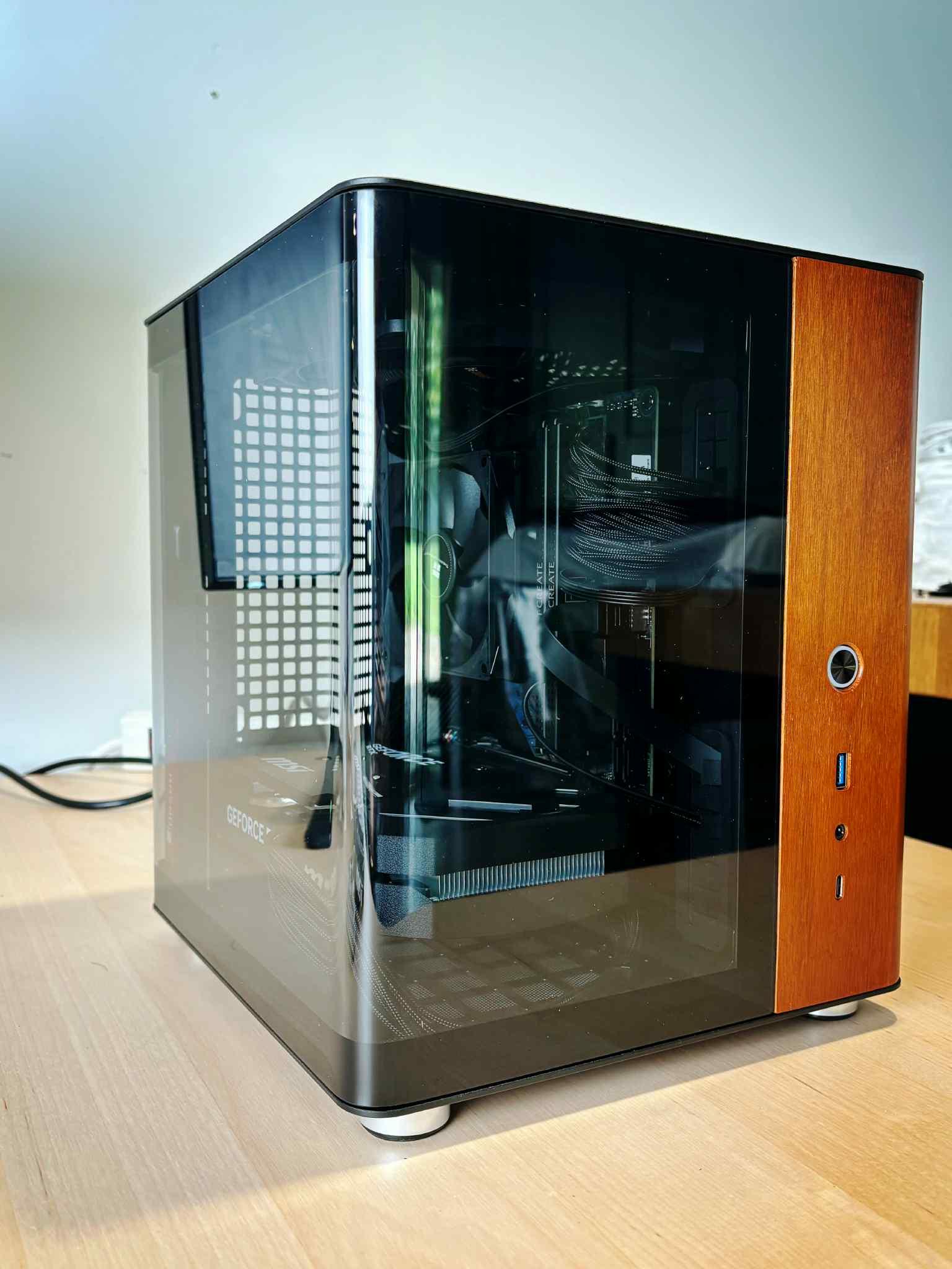 Black TK0 ITX Performance Build - 14400F | 5060 8GB | 32GB DDR5 | 1TB NVMe