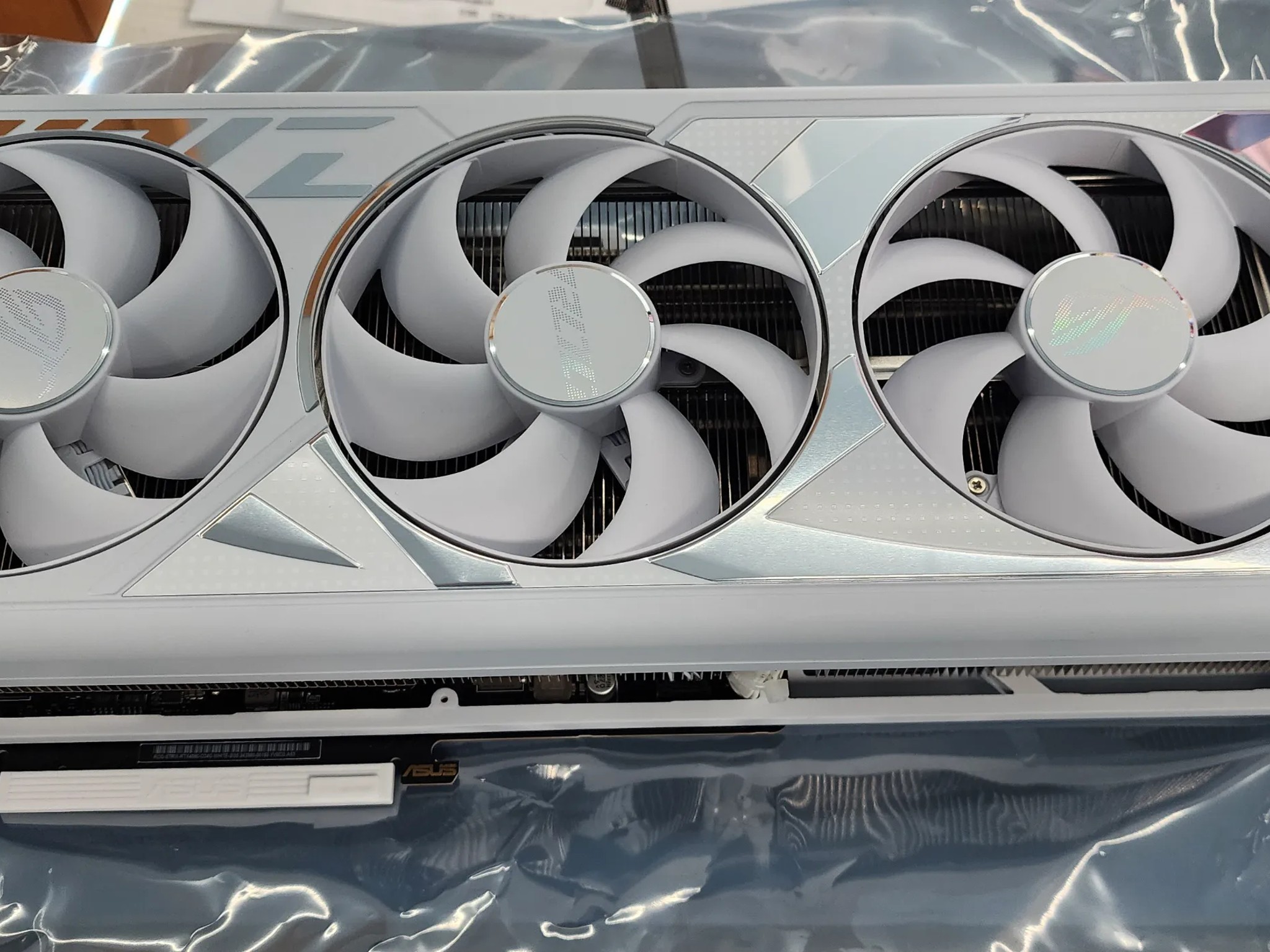 USED! RTX 4090 Asus Rog Strix OC White Edition