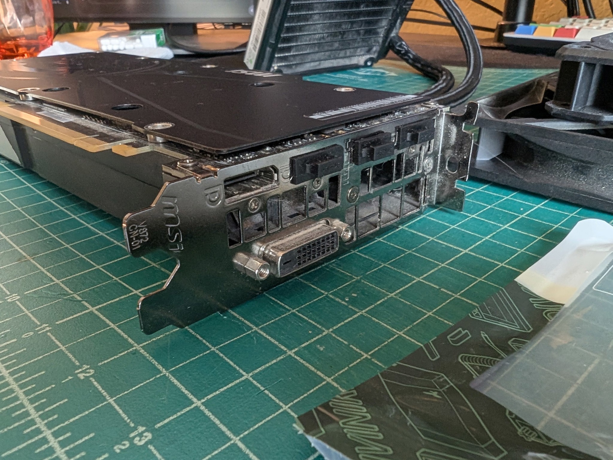 MSI+Corsair GeForce GTX 1080 Ti SEA HAWK X - For Parts