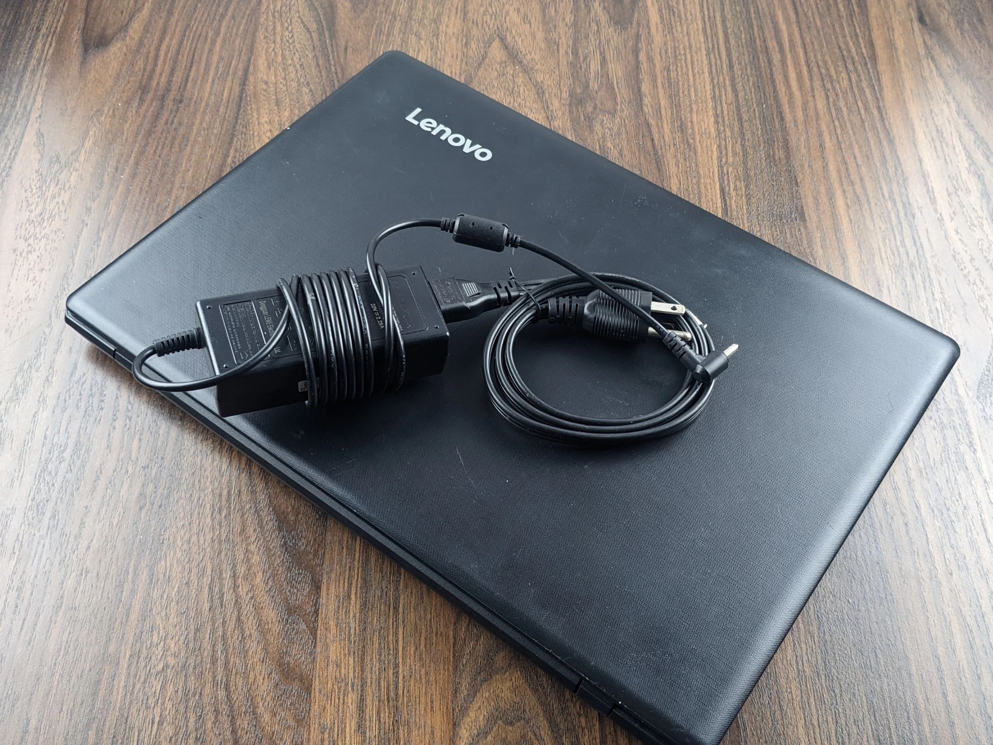 Looking for a home 15.6" Lenovo ideapad, AMD A6-7310, 120GB SSD 8GB DDR3 1600mhz
