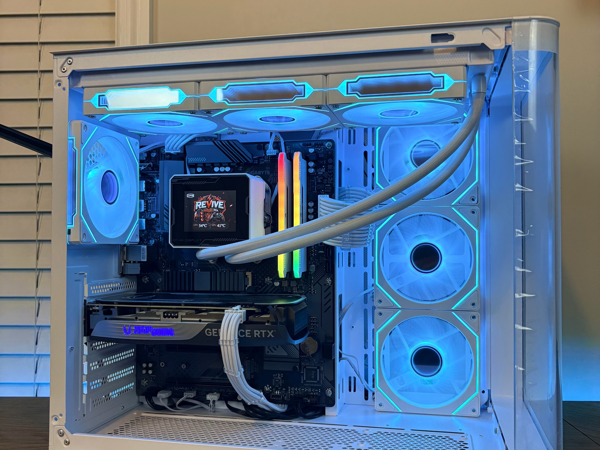 GeForce RTX 4070 Custom Gaming PC - Ryzen 5 5600X3D