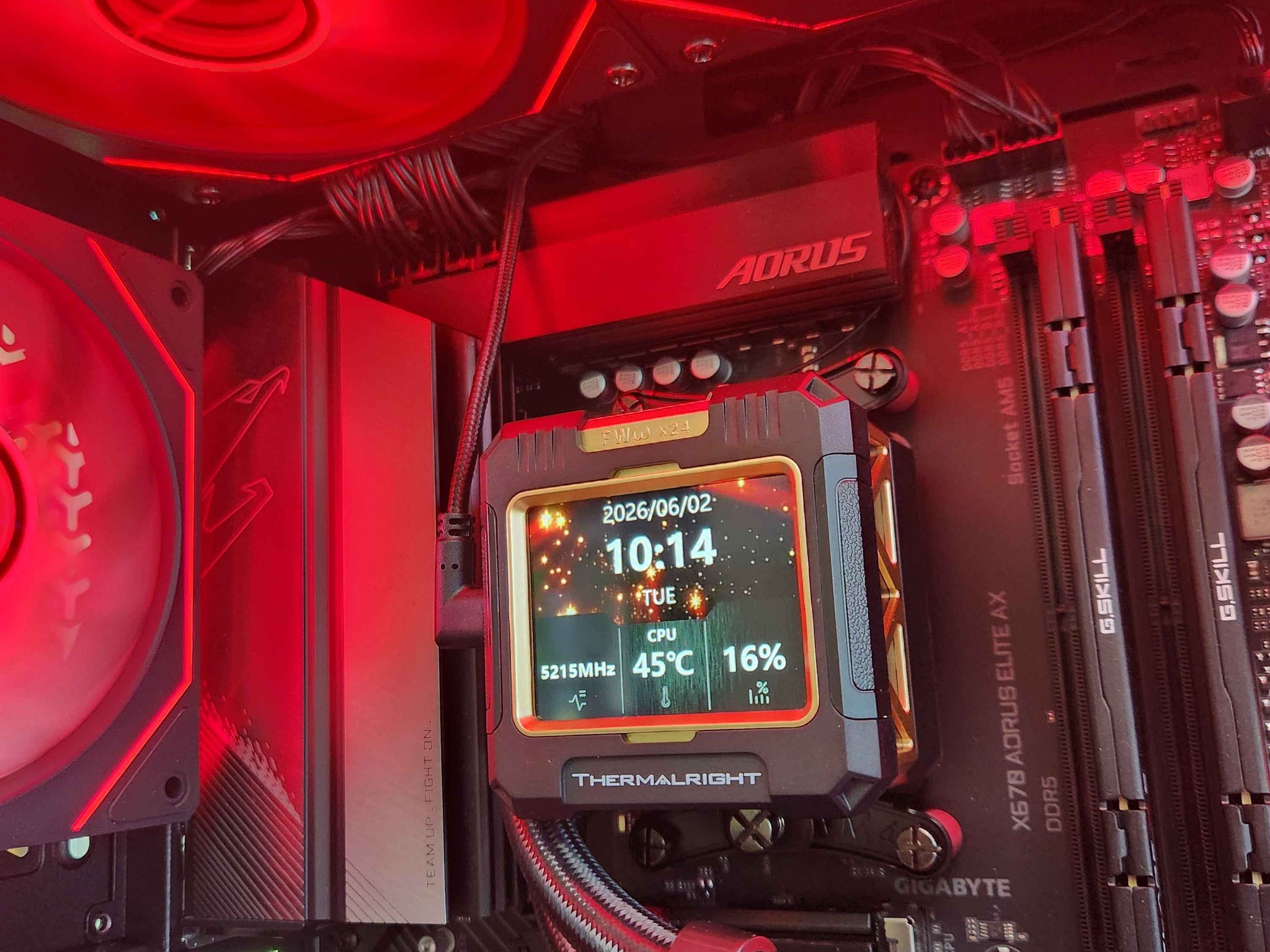 🍀RX 9070 XT | Ryzen 7 9800X3D | 32GB DDR5 | 2TB NVMe | WiFi
