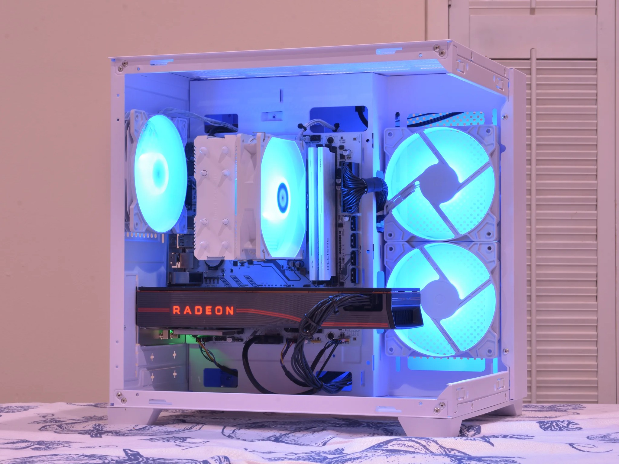 🕹️Value Gamer🕹️ Ryzen 5 3600 | AMD RX 5700XT 8GB | 32GB Ram 3200mhz | 1TB nVME SSD | Win11 Pro