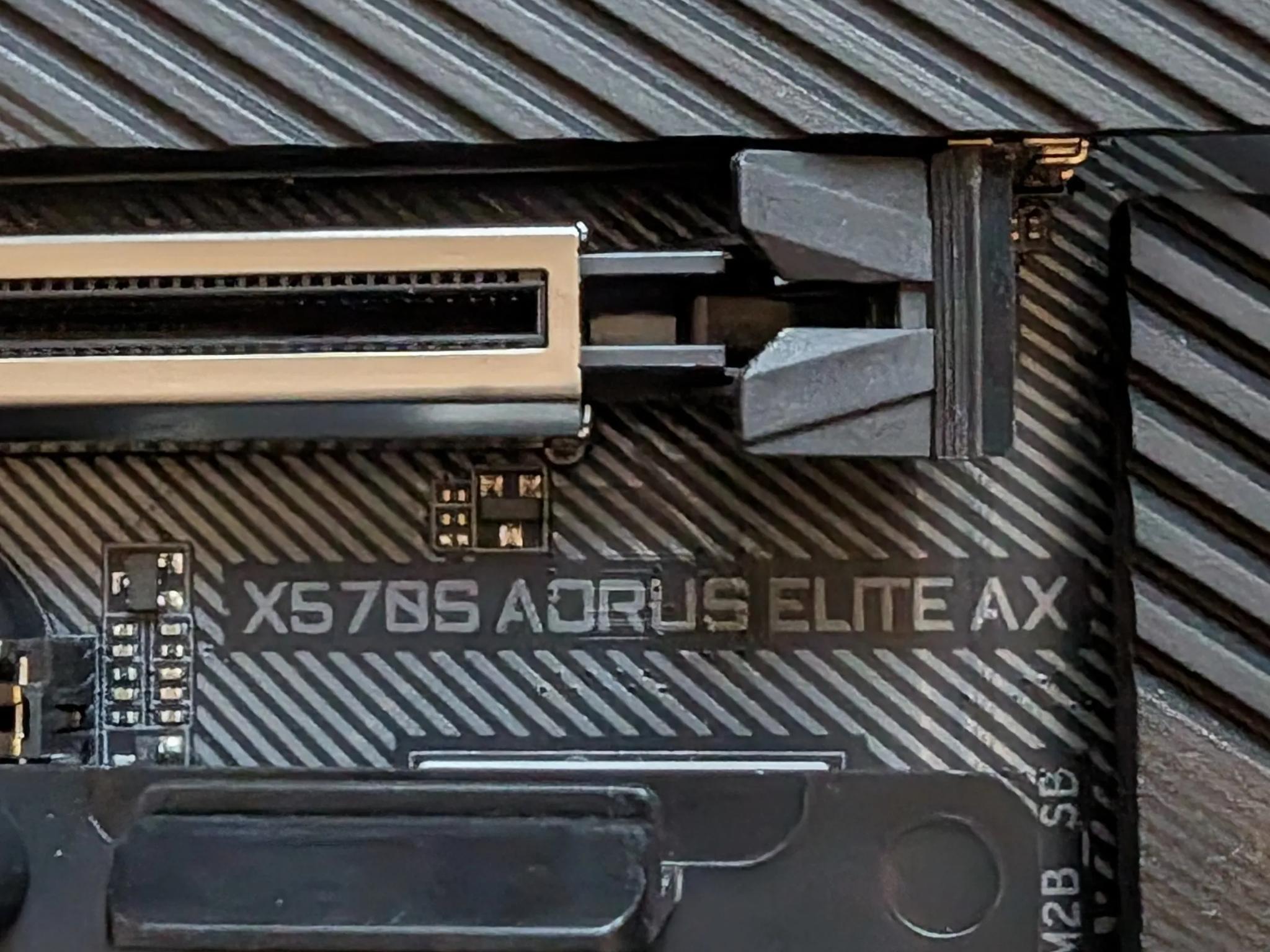 5800X3D, X570, 32GB, Dark Rock Pro 4