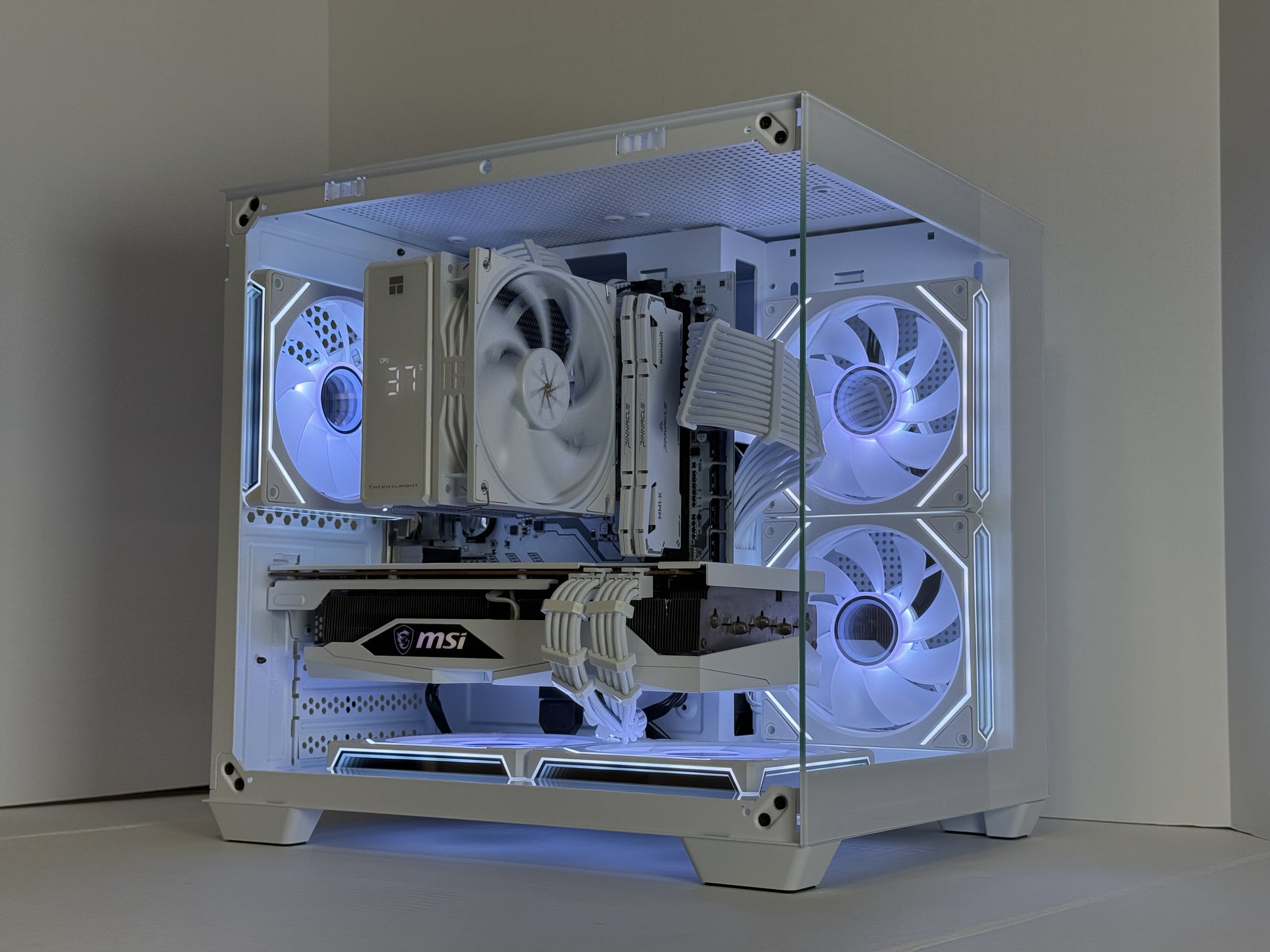 Infinite Cloud 1440p | RX 6700 XT | Ryzen 5 5600 | 1TB NVMe