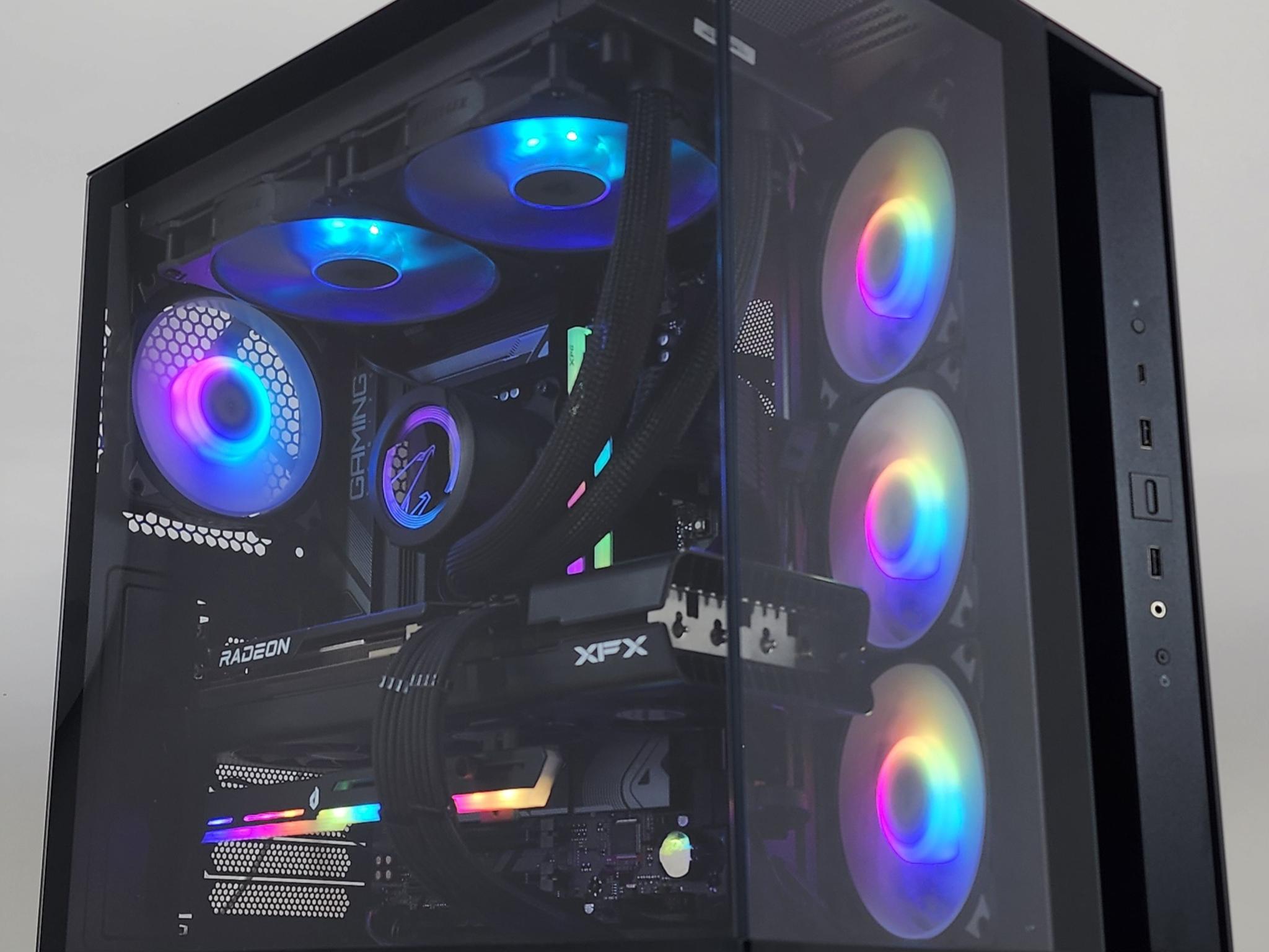 Gaming PC Ryzen 7 7700 32GB RAM 2TB SSD RX 7700 XT 12GB Windows 11 Computer
