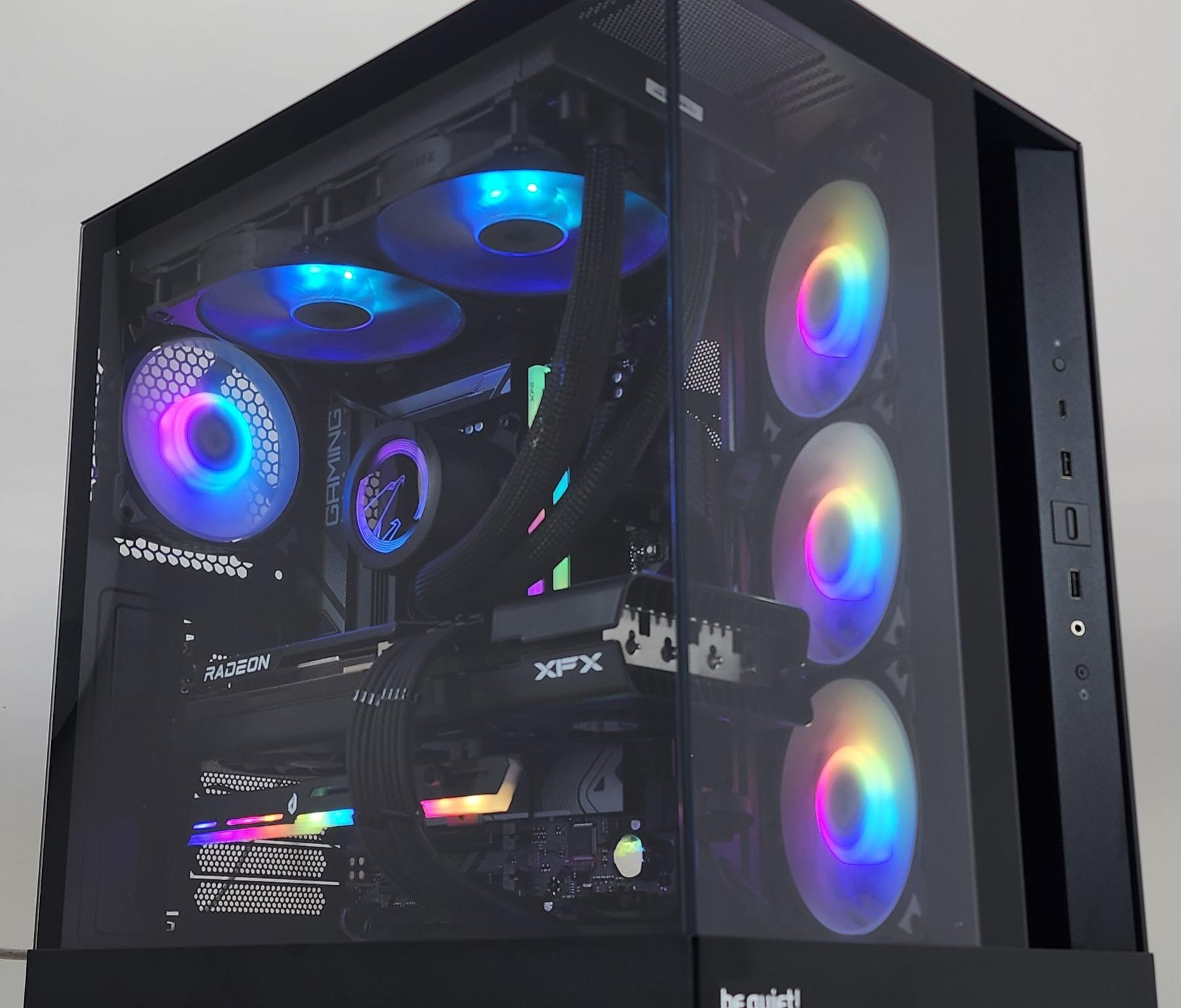 Gaming PC Ryzen 7 7700 32GB RAM 2TB SSD RX 7700 XT 12GB Windows 11 Computer