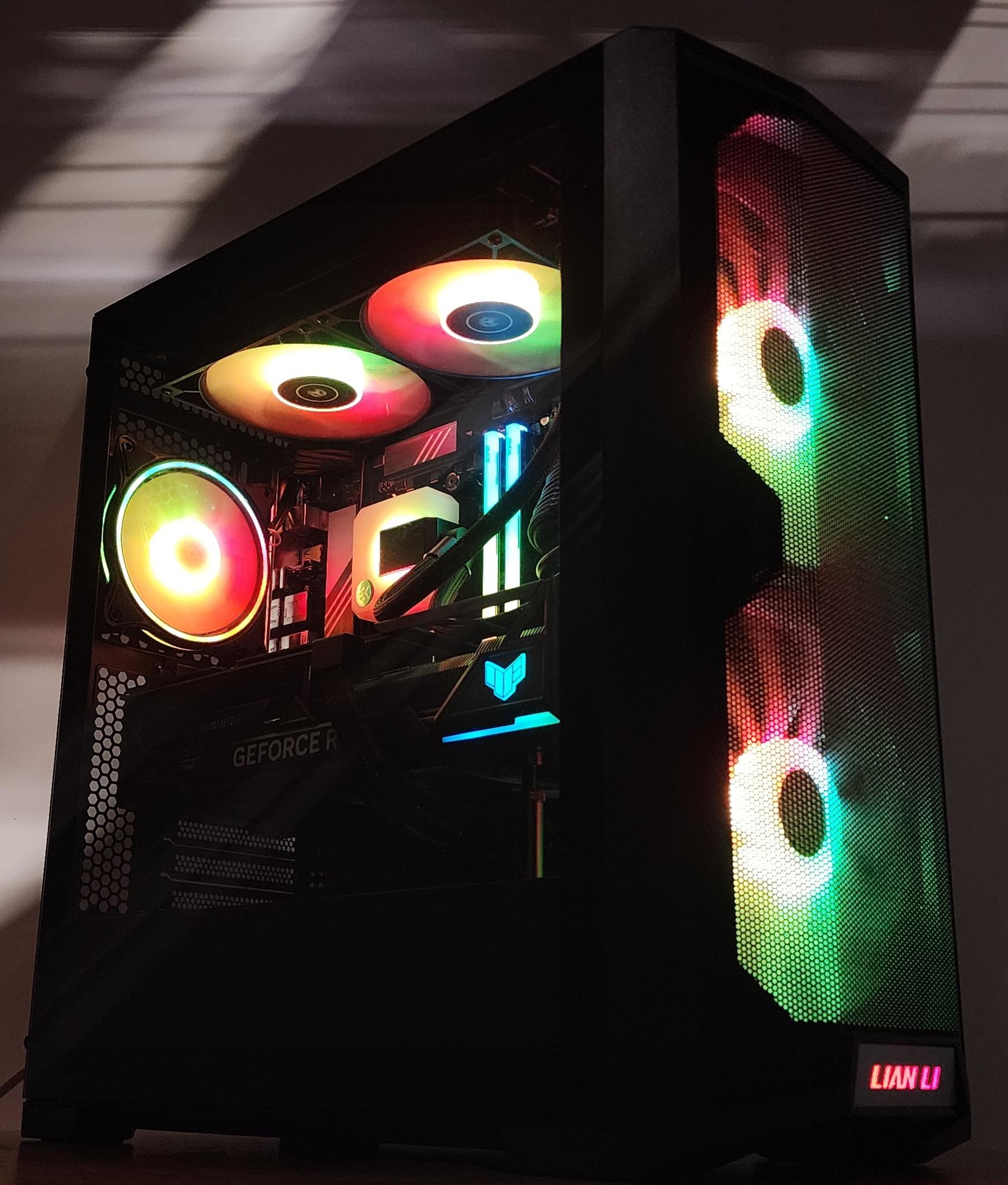 Gaming PC Ryzen 9 7950X 32GB RAM 2TB SSD RTX 4080 16GB Windows 11 Computer