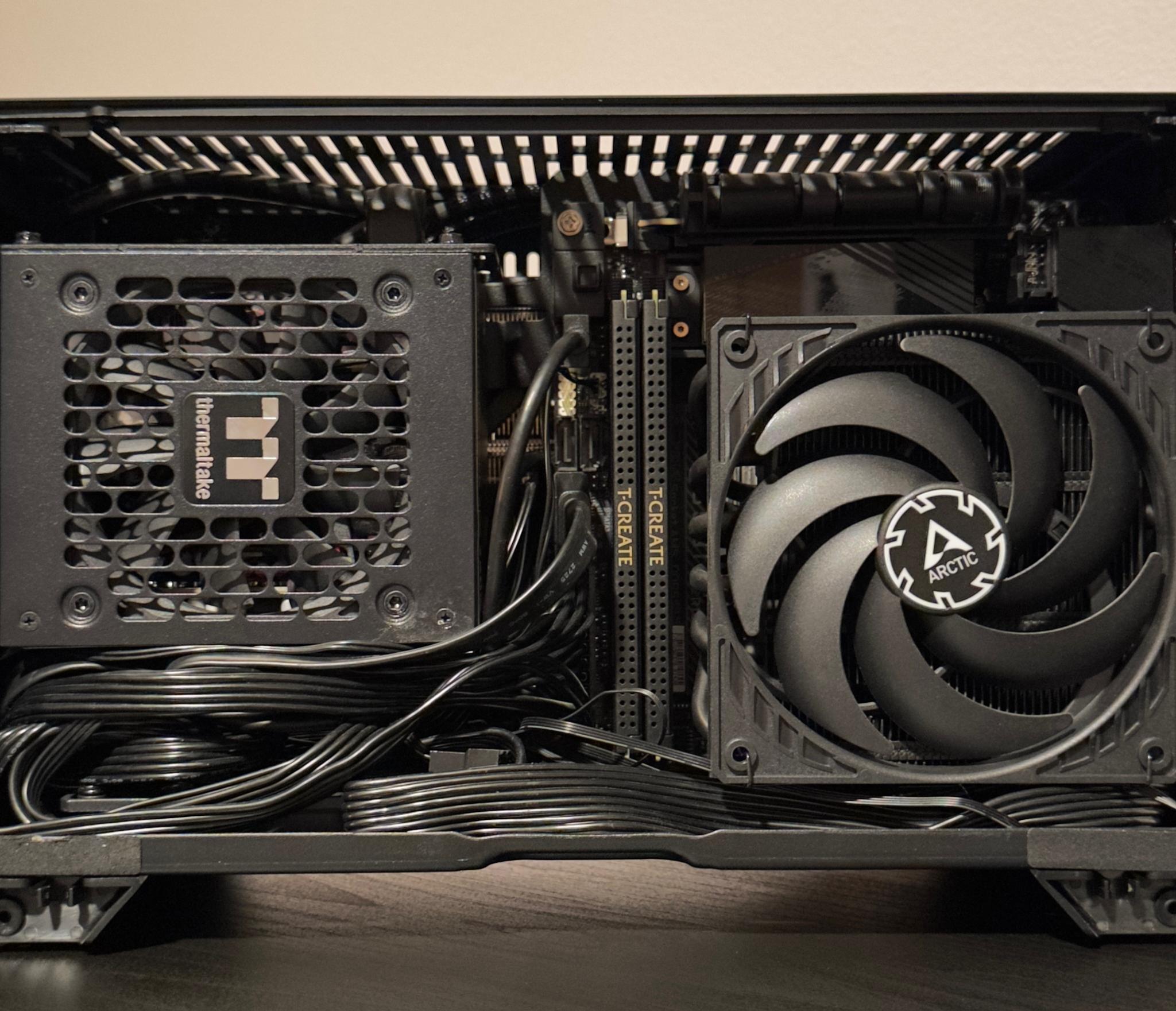 RTX 5070 | 9700X | 32GB DDR5 | 1TB NVME | WiFi7 | Mini-ITX