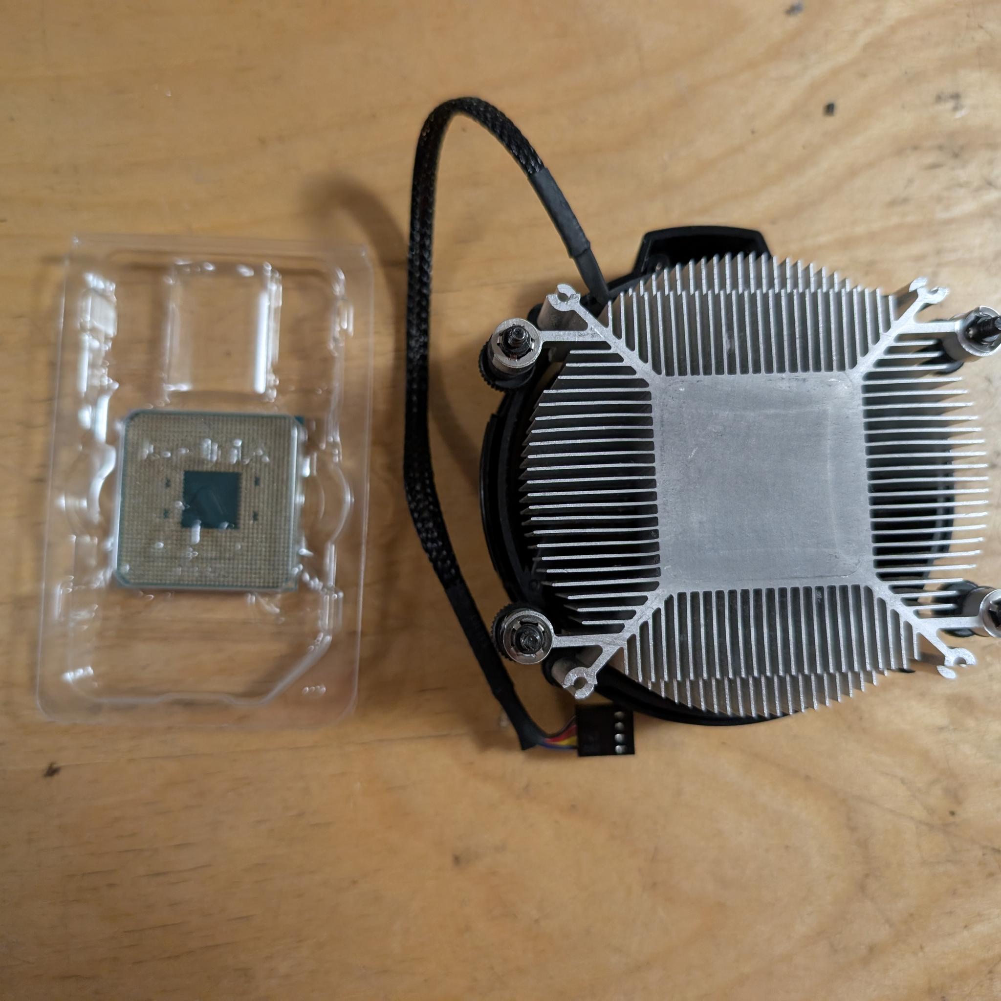 AMD Ryzen 3 2200G