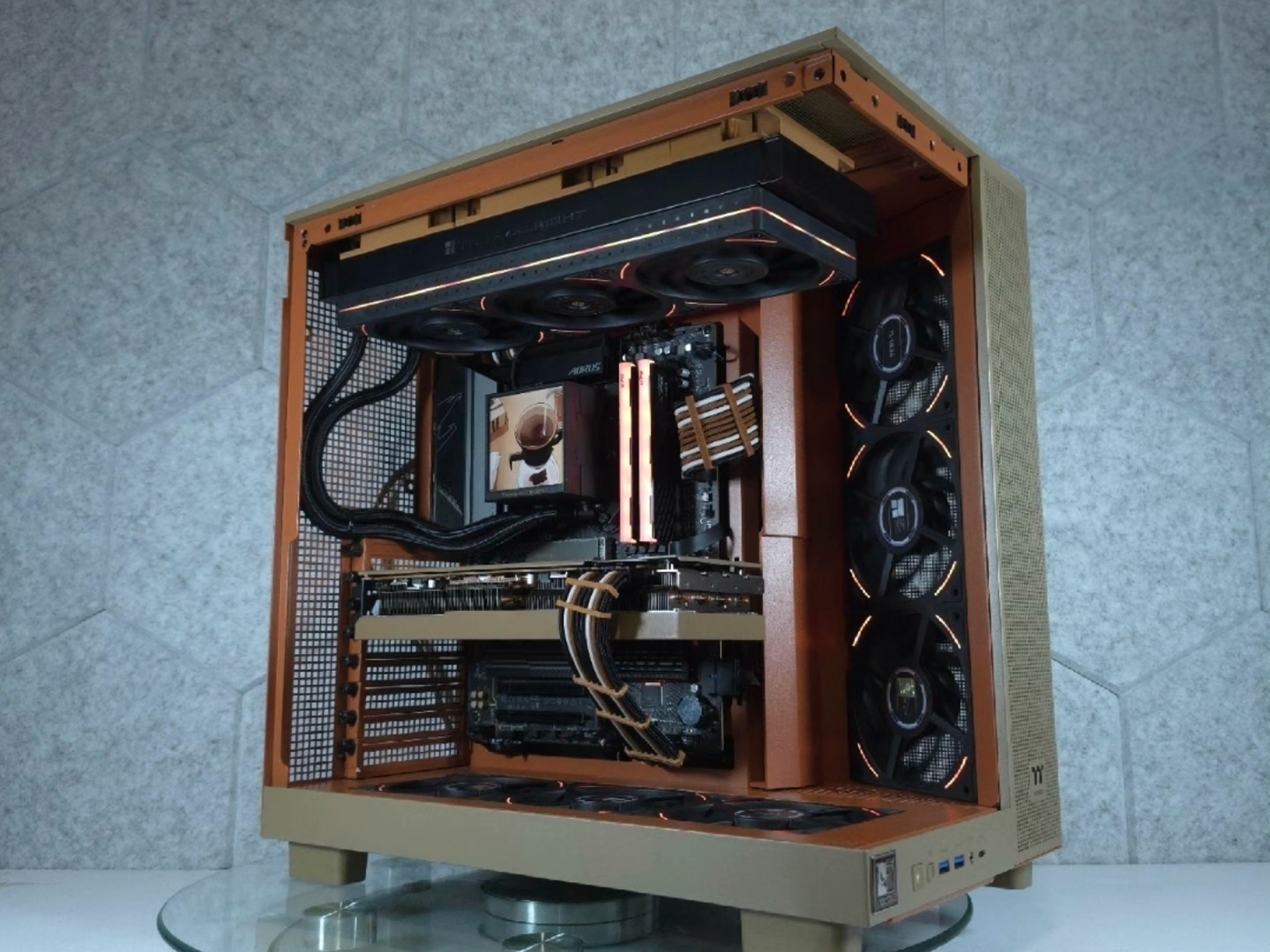Radeon RX 7900XTX 🤎 Ryzen 7 9800X3D