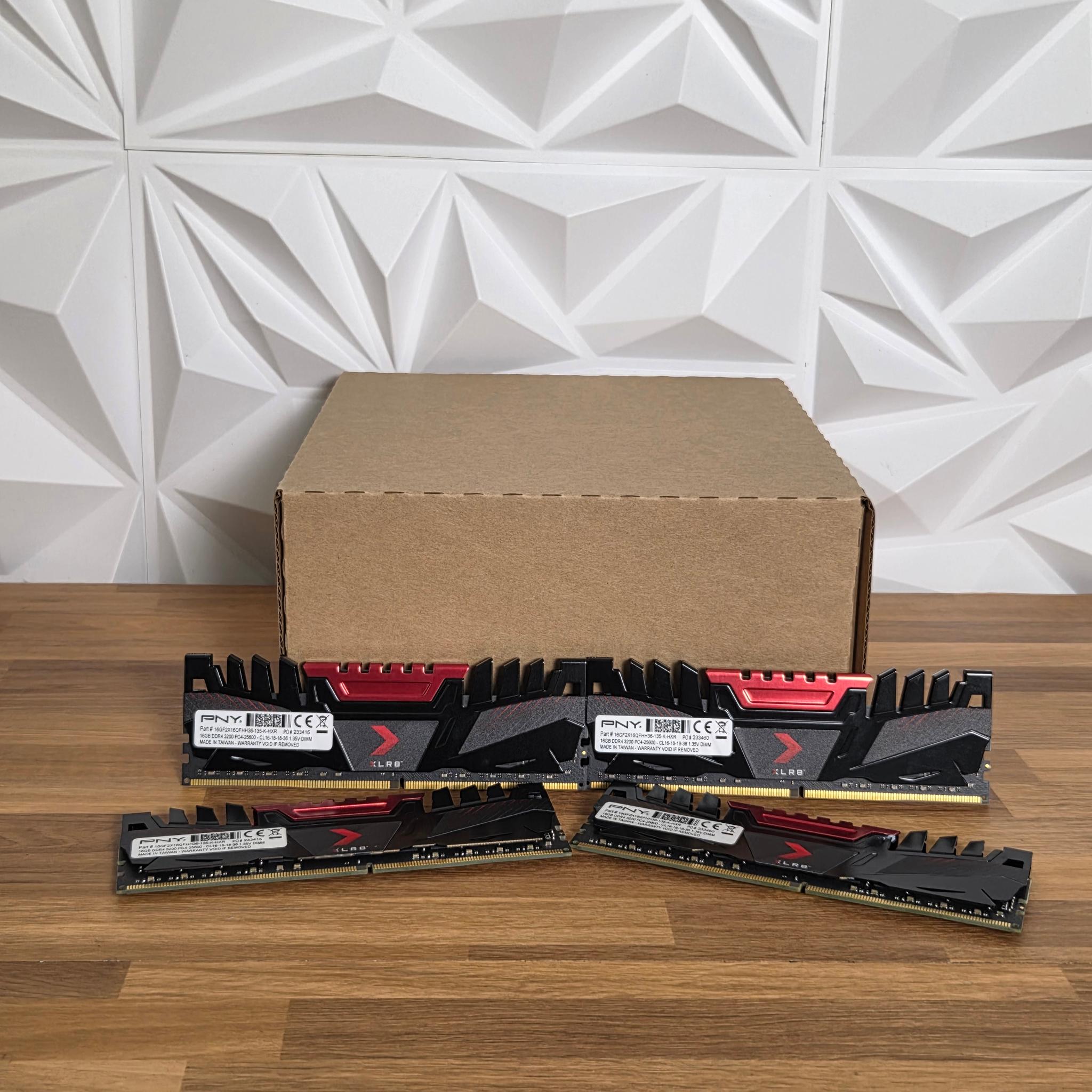 PNY XLR8 64 GB DDR4 (4x16) 3200Mhz