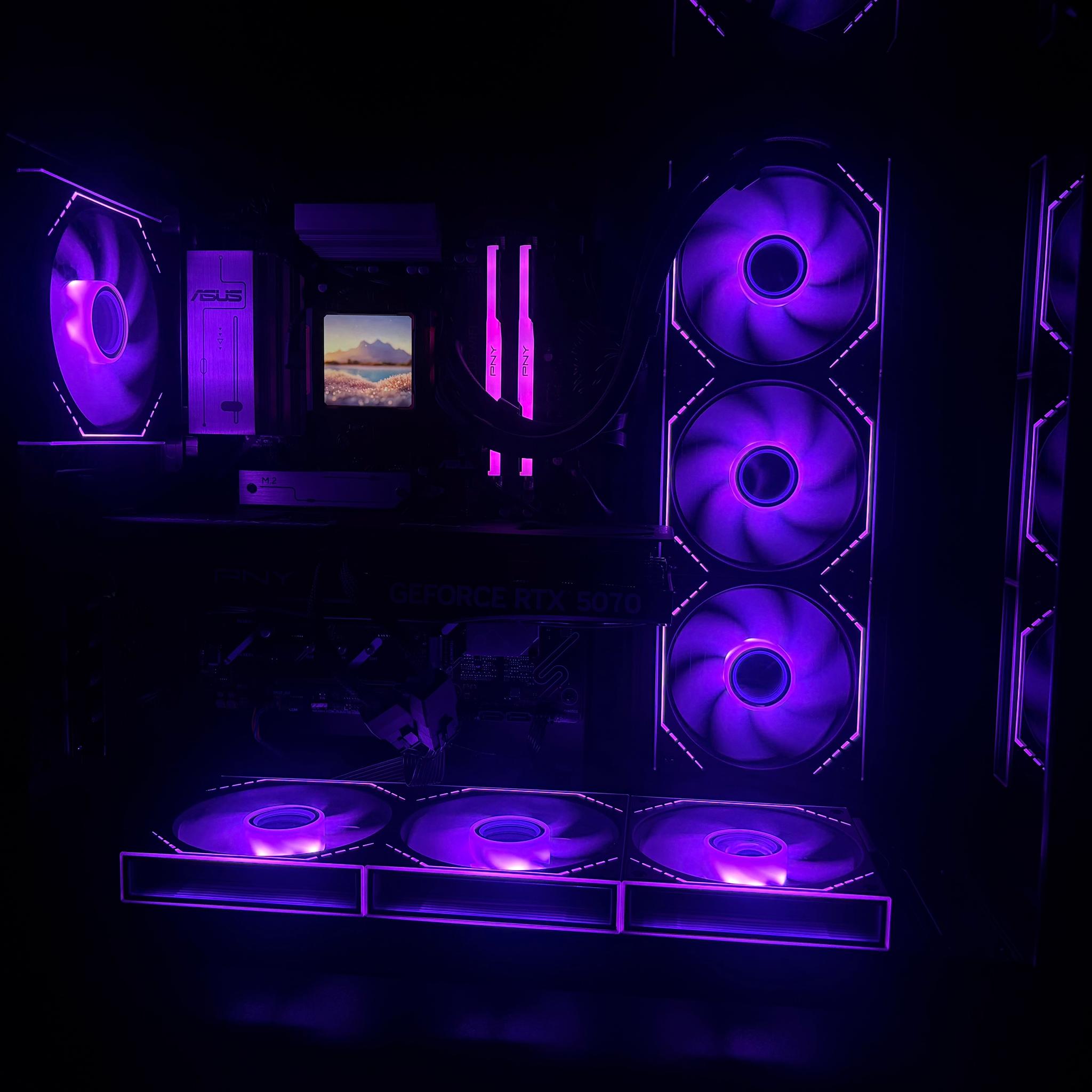 5070/9800x3D/32GB DDR5 Ram/2TB NVME