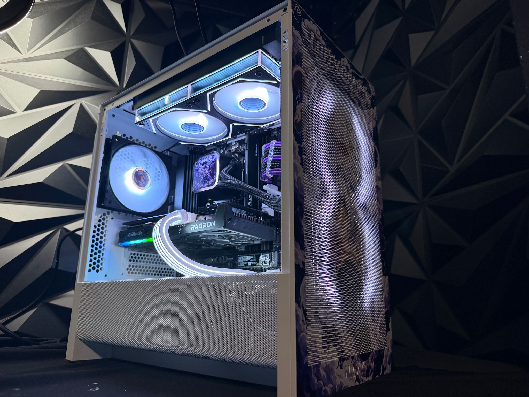 ☁️⚡ GEAR 5 ⚡☁️  Ryzen 5 7500X3D| 9060XT 16 GB| 16 GB DDR5| 1.25 TB NVMe|750W Gold PSU