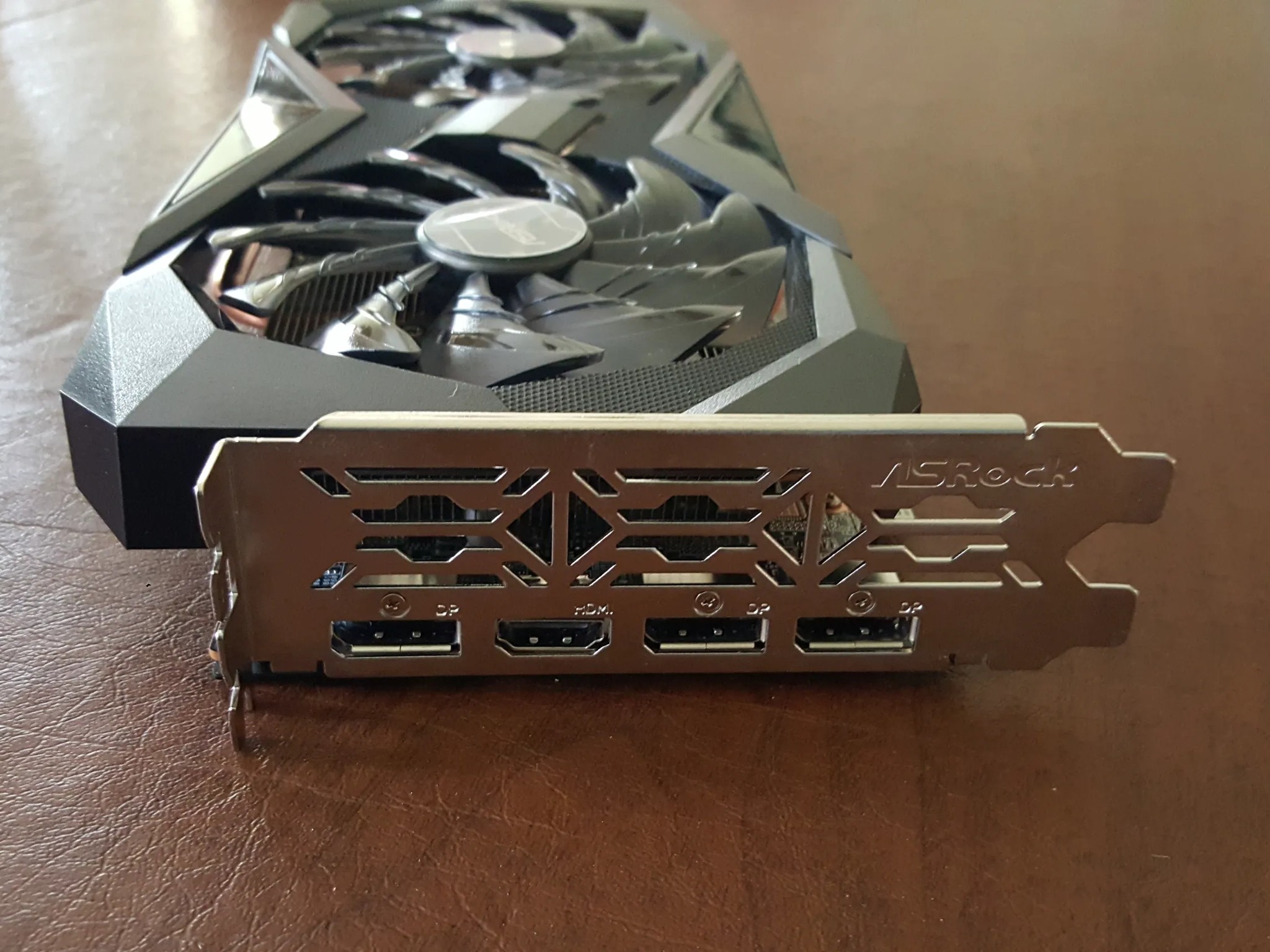 AMD RADEON RX 6650 XT 8GB ASROCK CHALLENGER D OC