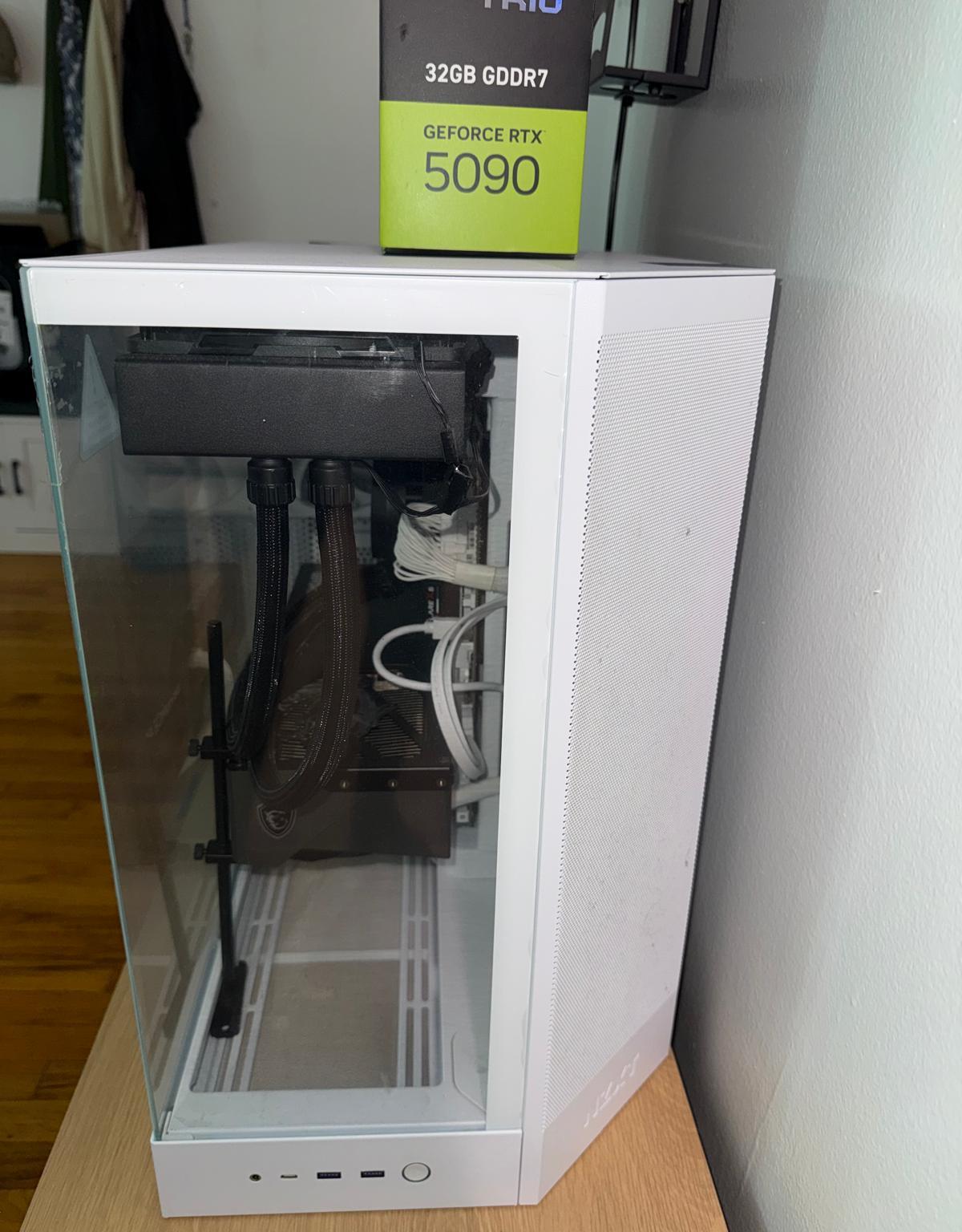 Complete Custom Gaming PC (RTX 5090, Intel Core Ultra 9 285K, 64GB DDR5, 2TB PCIe 5.0 SSD)