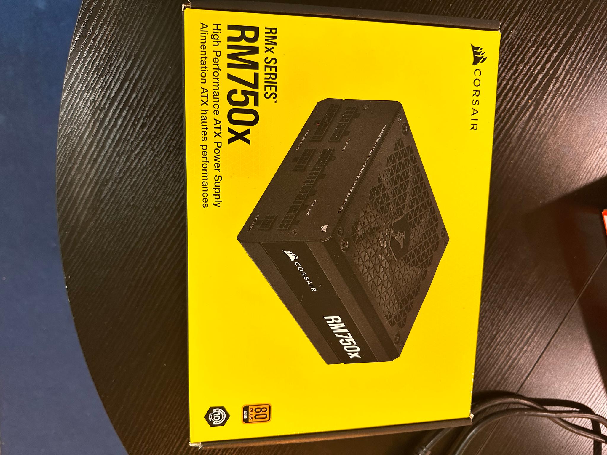 Corsair RM750x (2021) - Image 1