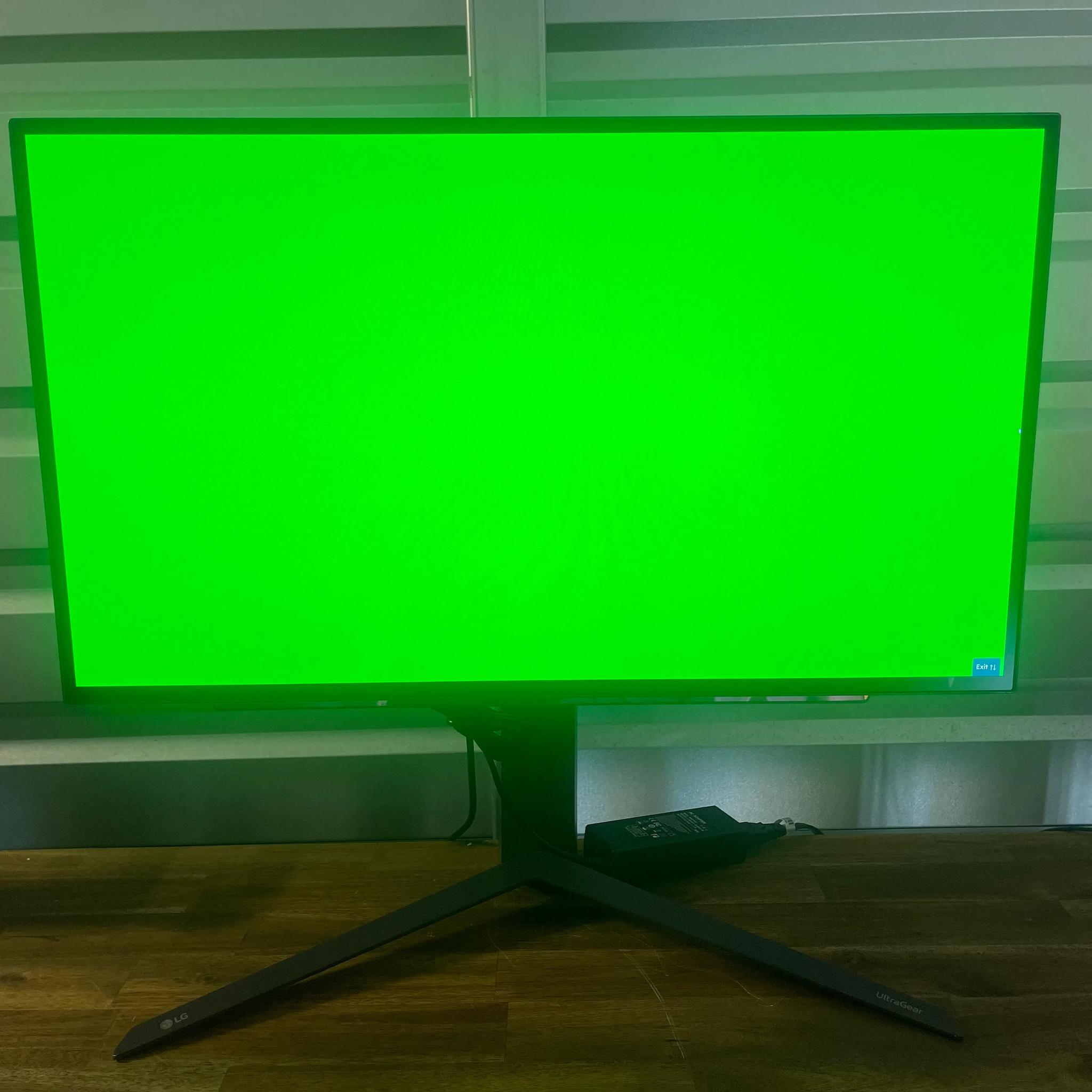 LG 27" UltraGear OLED 1440p 240Hz Gaming Monitor