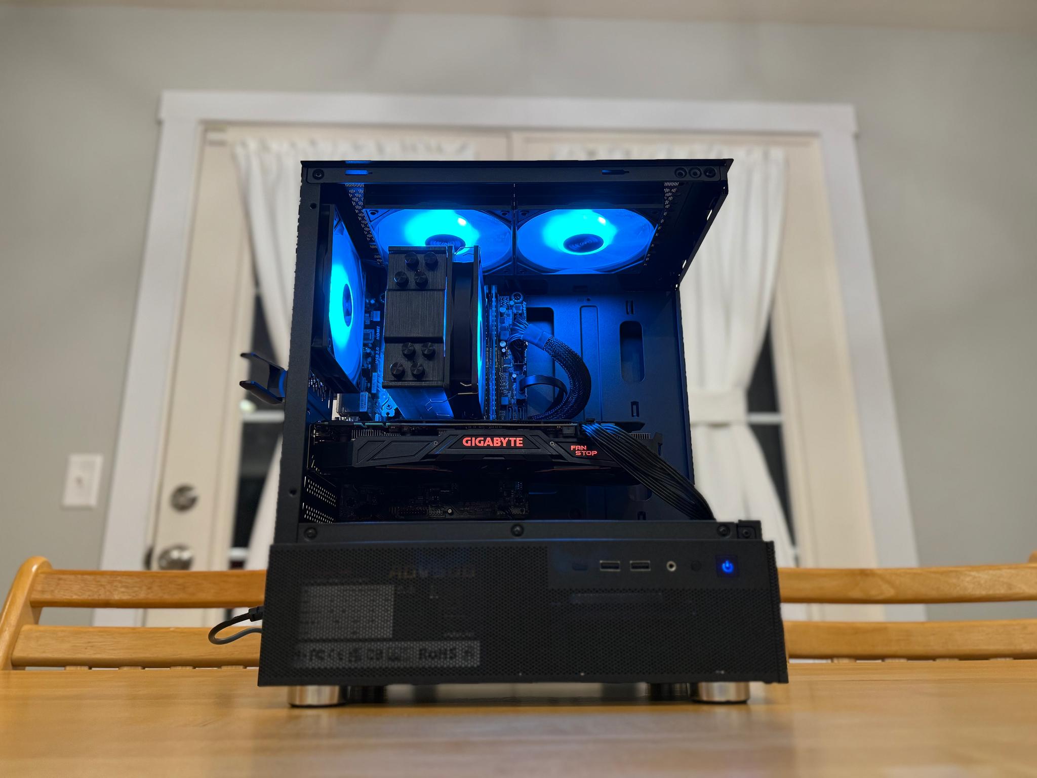 🐝🐏| GTX 1070 8gb, Intel i5 6600, 16gb Ram, 512gb SSD, ARGB WiFi Equipped Gaming PC