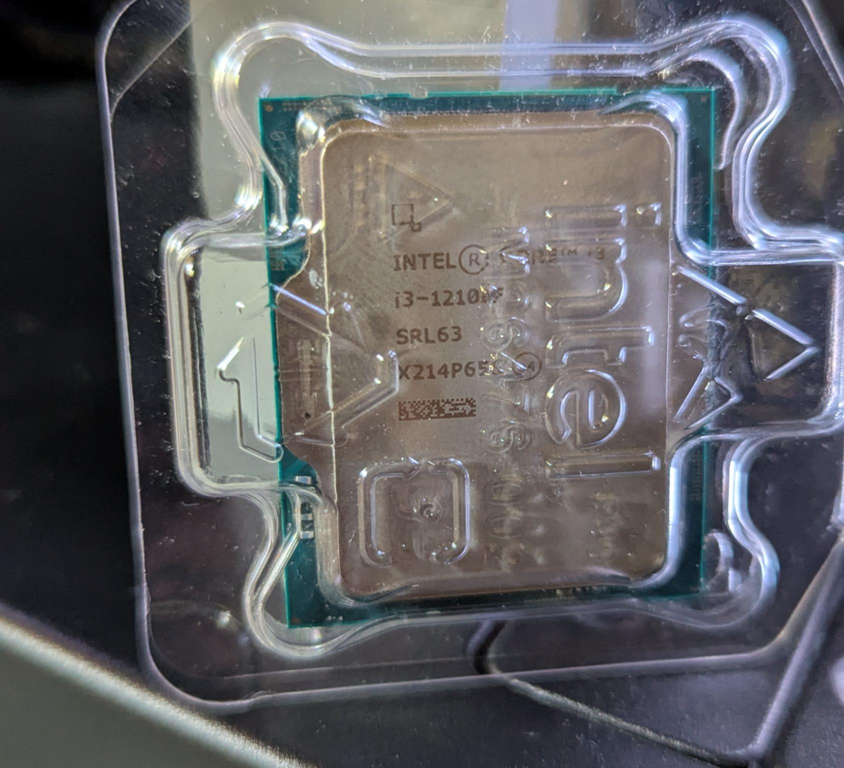 Intel i3 12100f