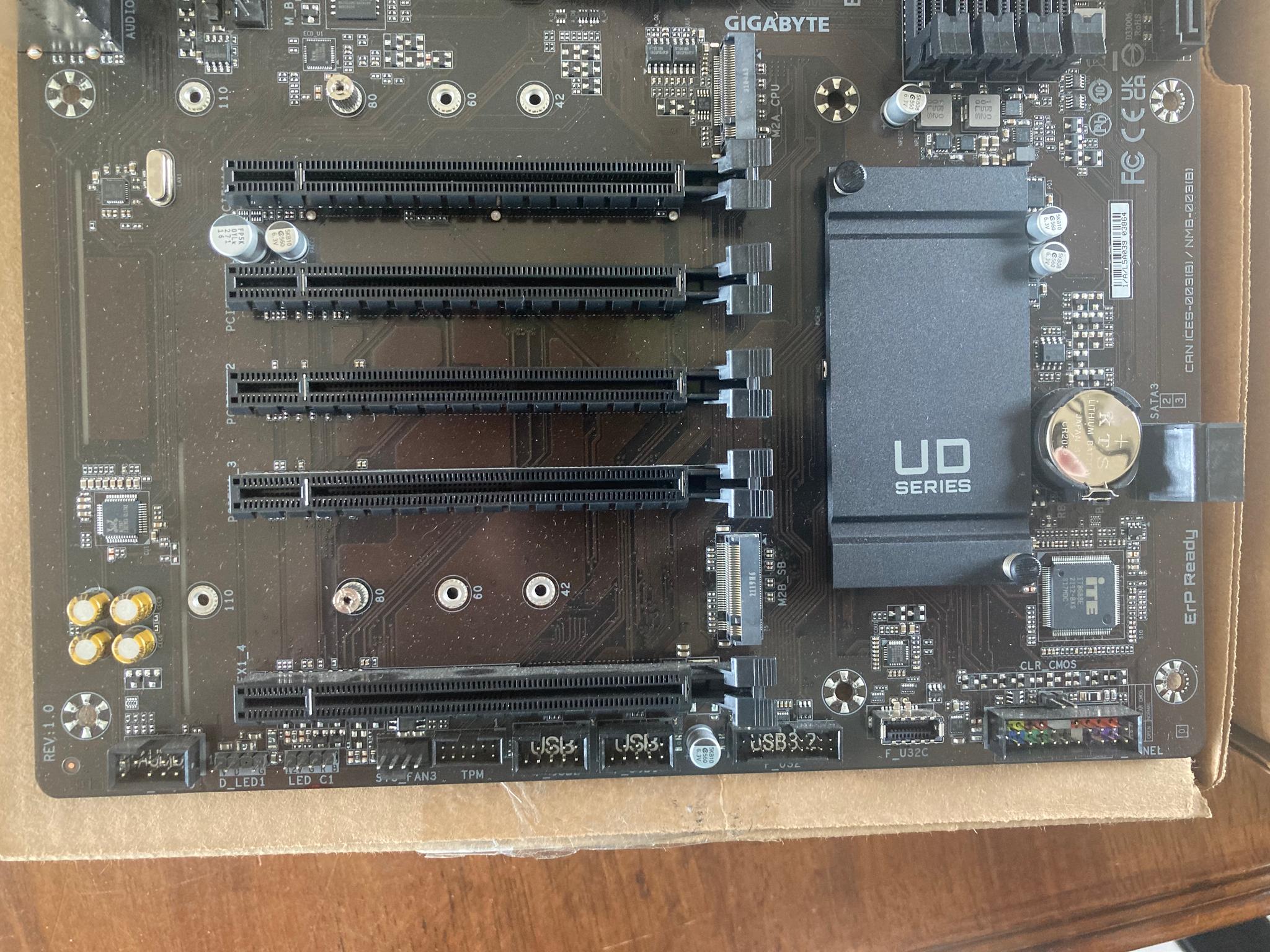 Gigabyte B550 UD AC Y1 AM4 ATX Motherboard
