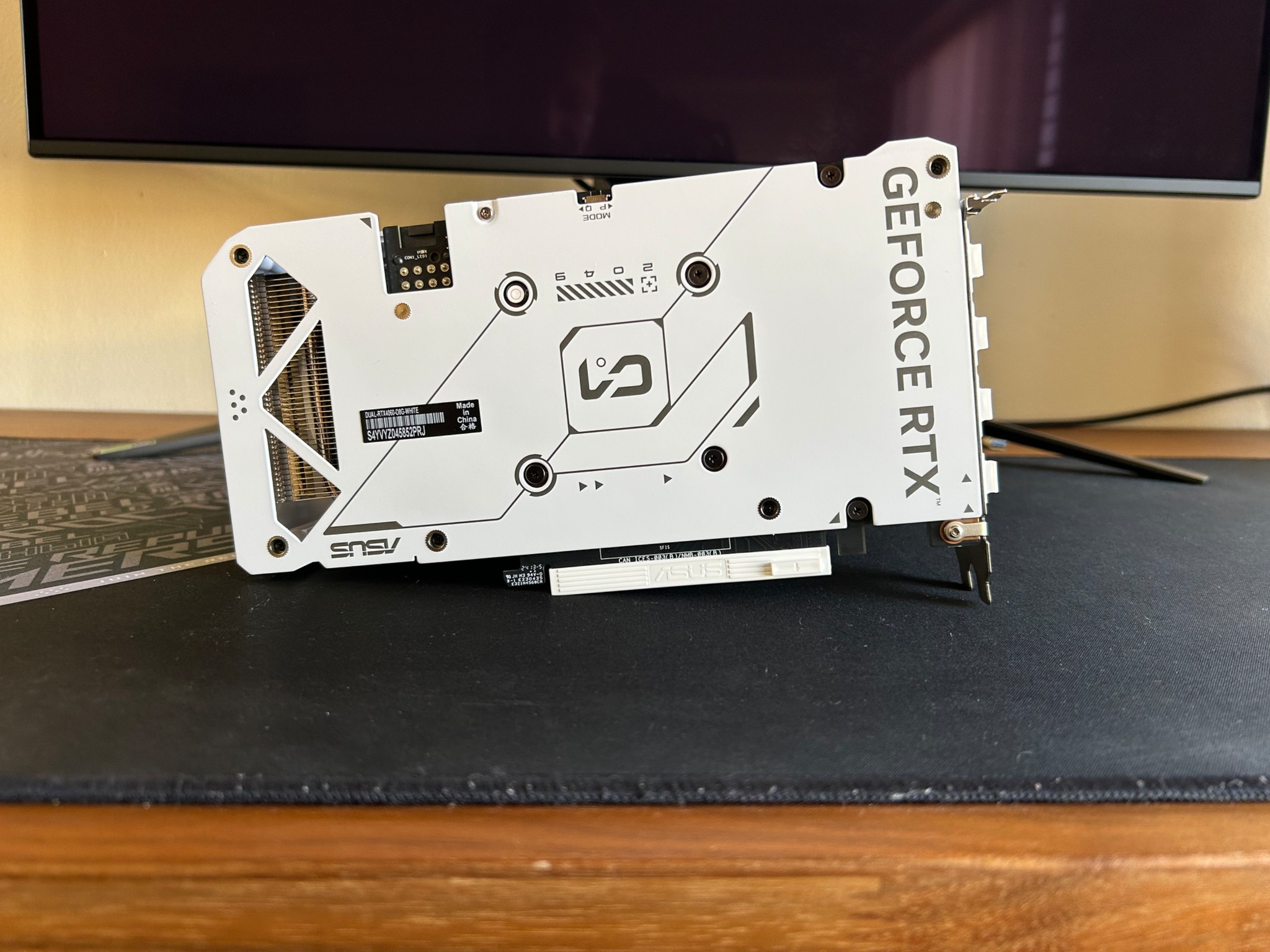 Asus Dual RTX 4060 OC (White)