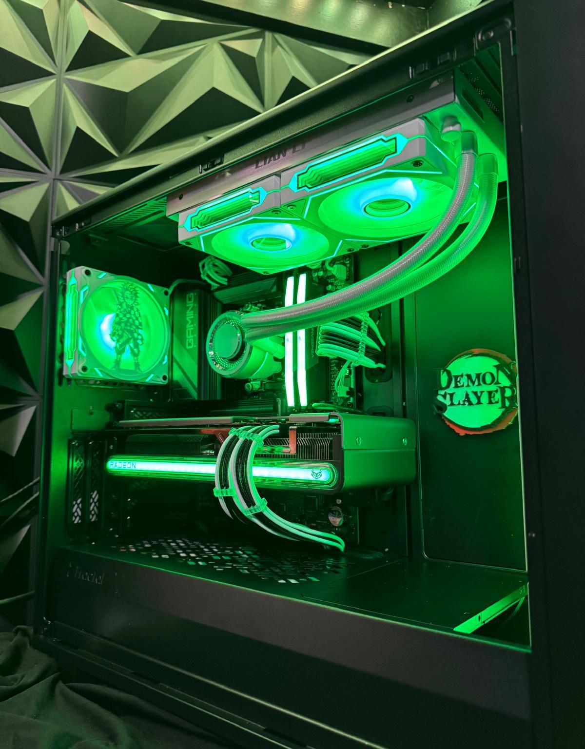 🔥 THE DEMON PLAYER 🔥Ryzen 7 7700X| RX 7800XT| 32 GB DDR5| 4.75 TB NVMe|850W PSU