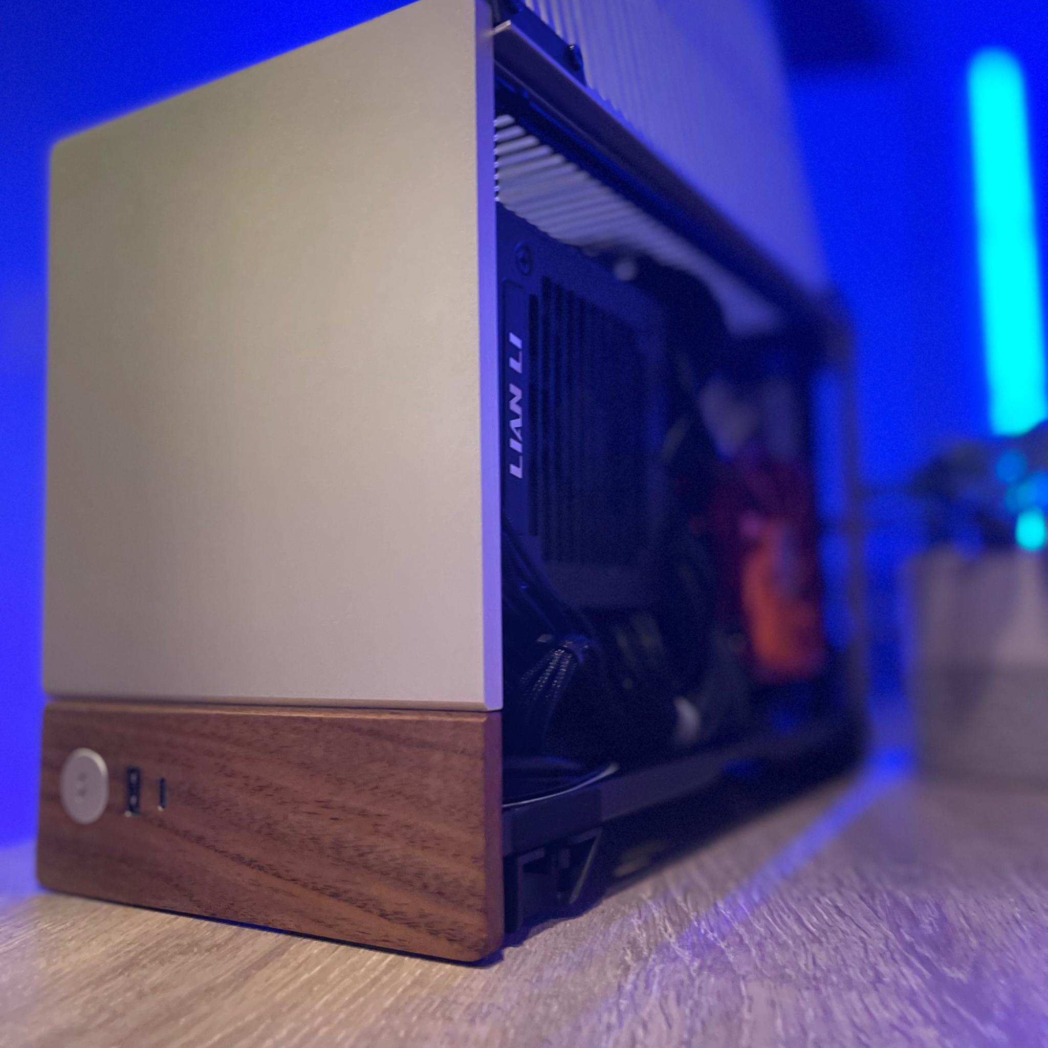 “Walnut Ice” Minimalist High End Pc! 7900 GRE + 7600x