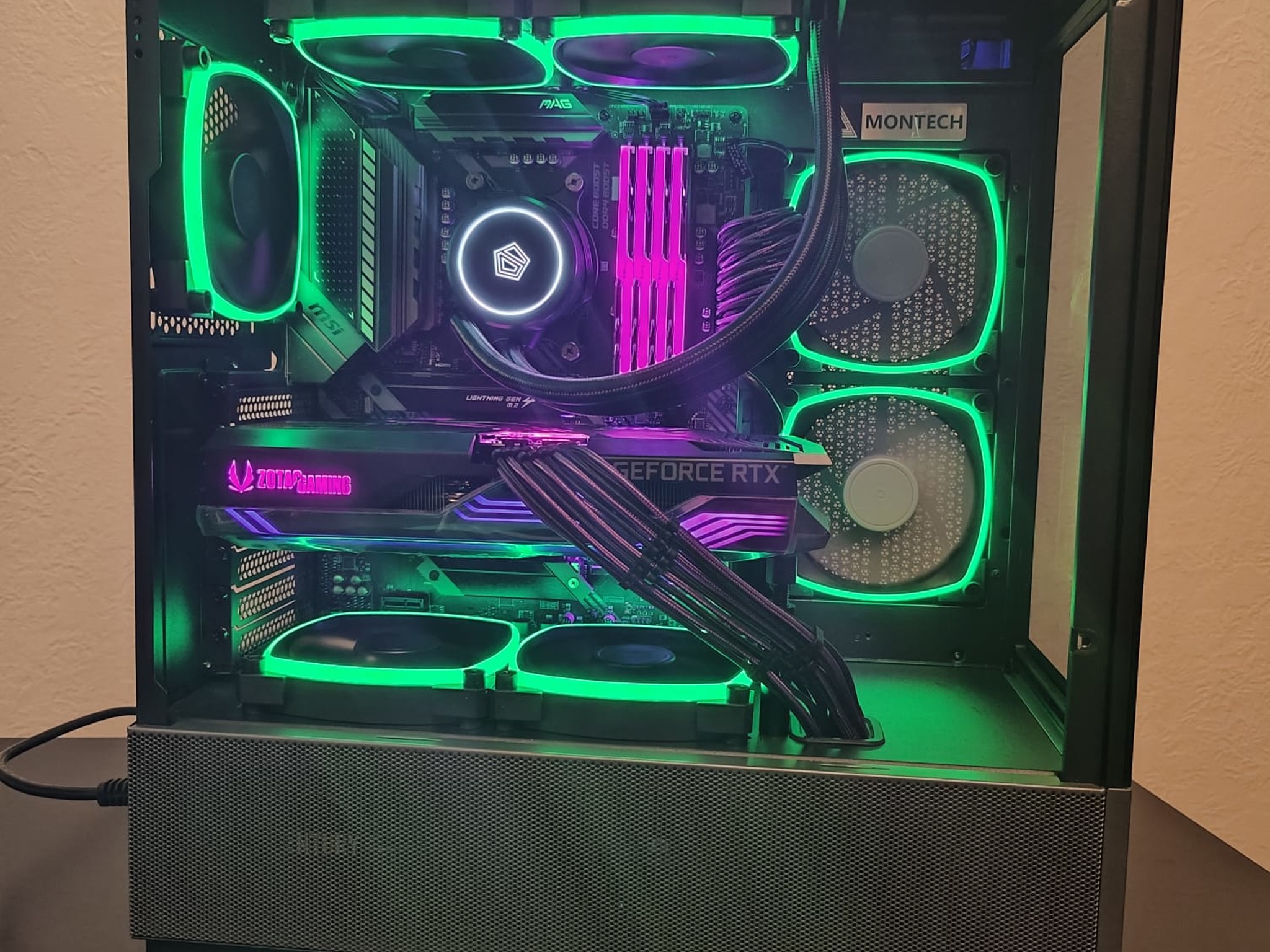 AMD Ryzen 7 5700x (8 Core/ 16 Threads), Zotac Nvidia rtx 3070 amp holo